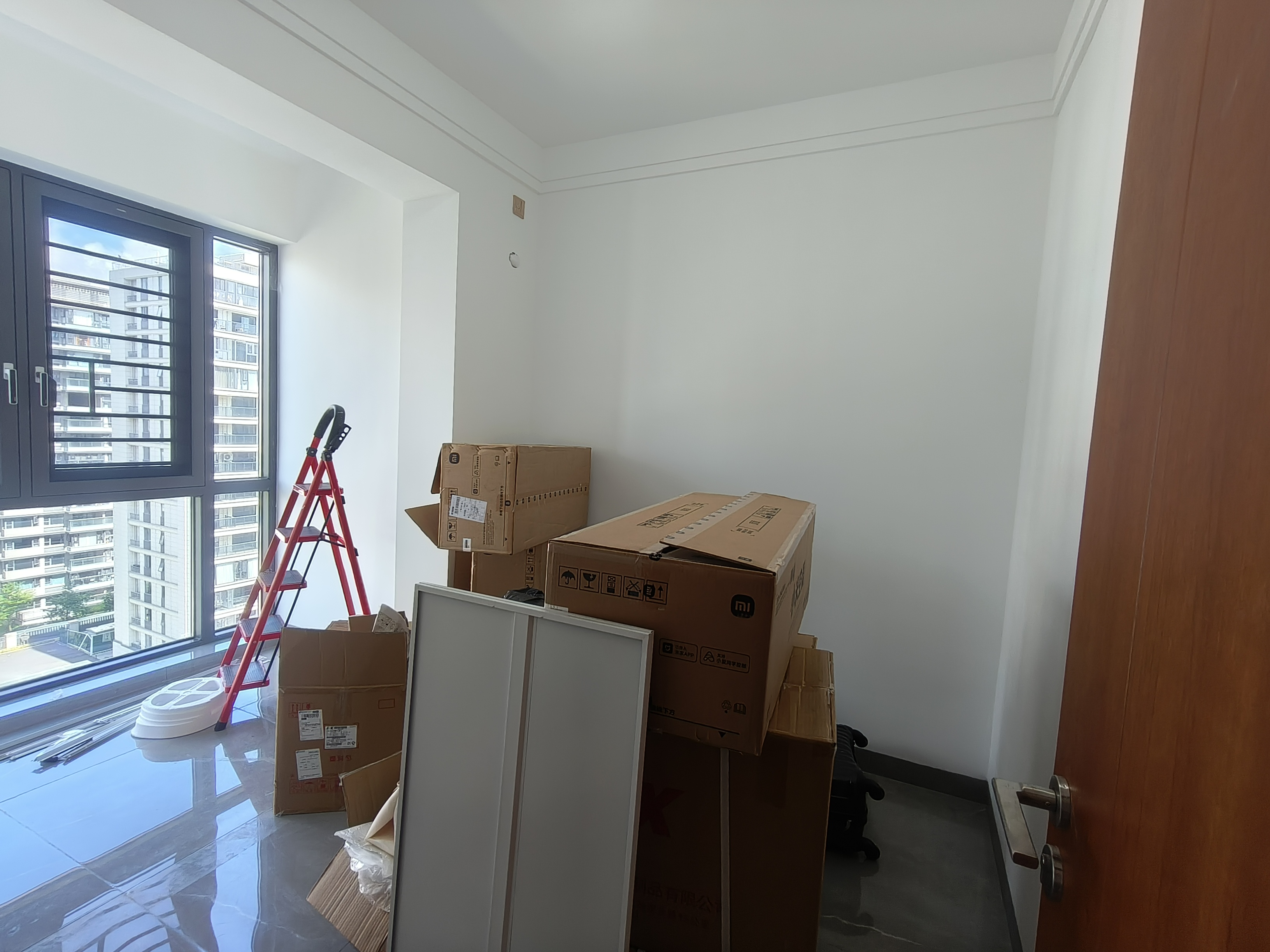 蓝宝凤鸣兰曦  3室2厅2卫    2800.0元/月室内图