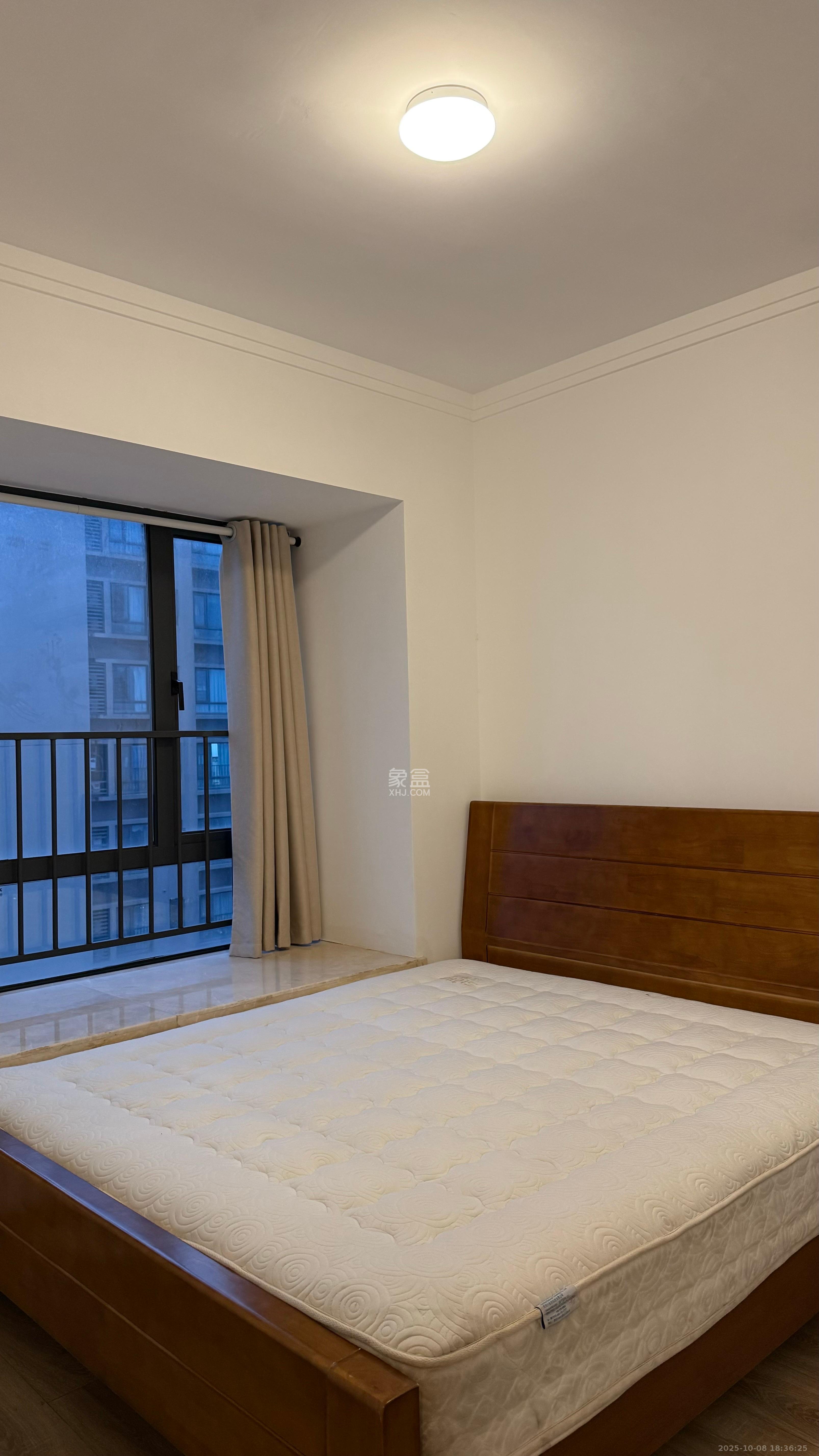 汇金城/嘉华城（二期、三期）  3室2厅1卫    2400.0元/月室内图