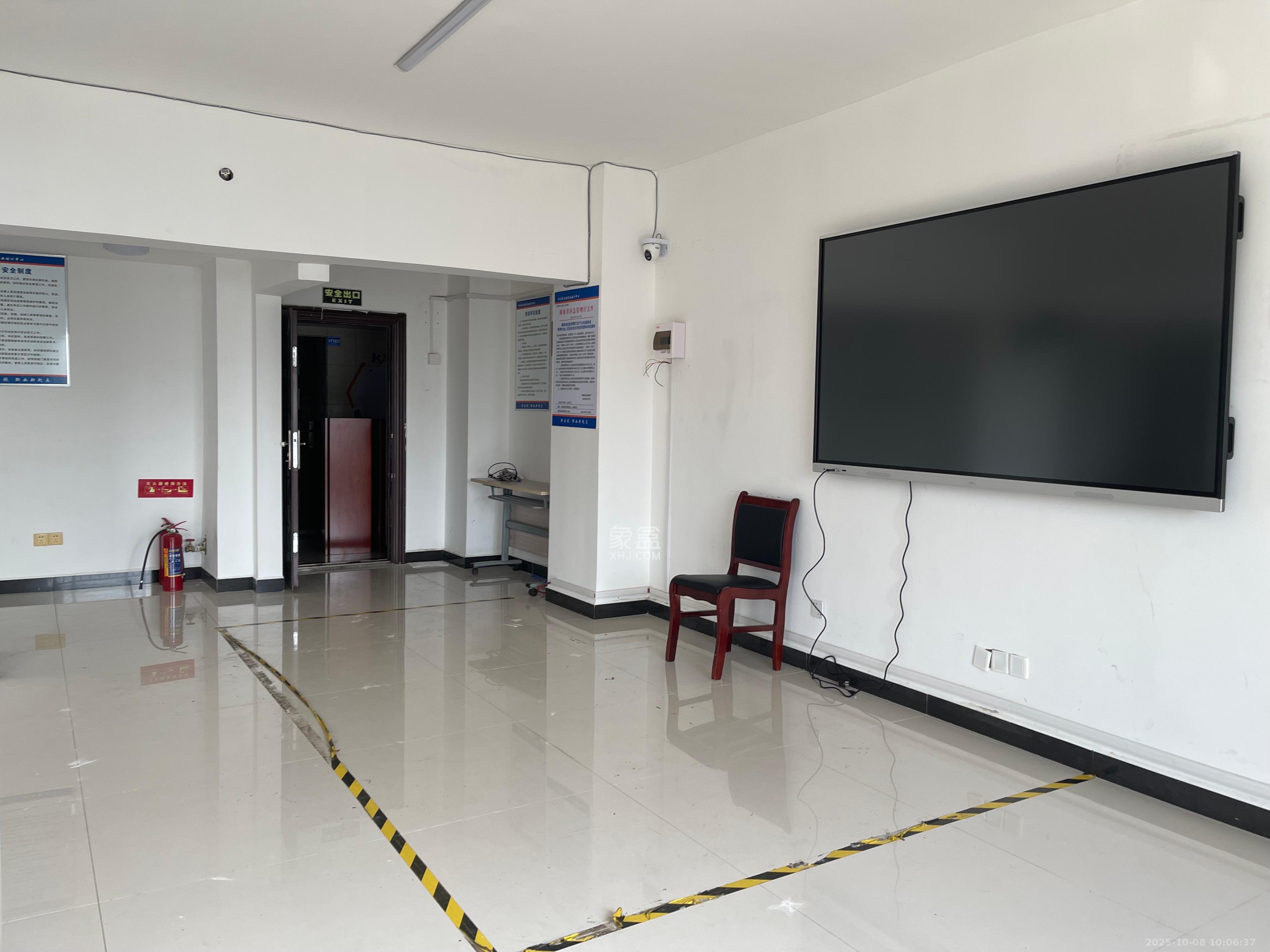 世纪桃花苑 1室1厅1卫 1200.0元/月 世纪桃花苑 1室1厅1卫 1200.0元/月室内图