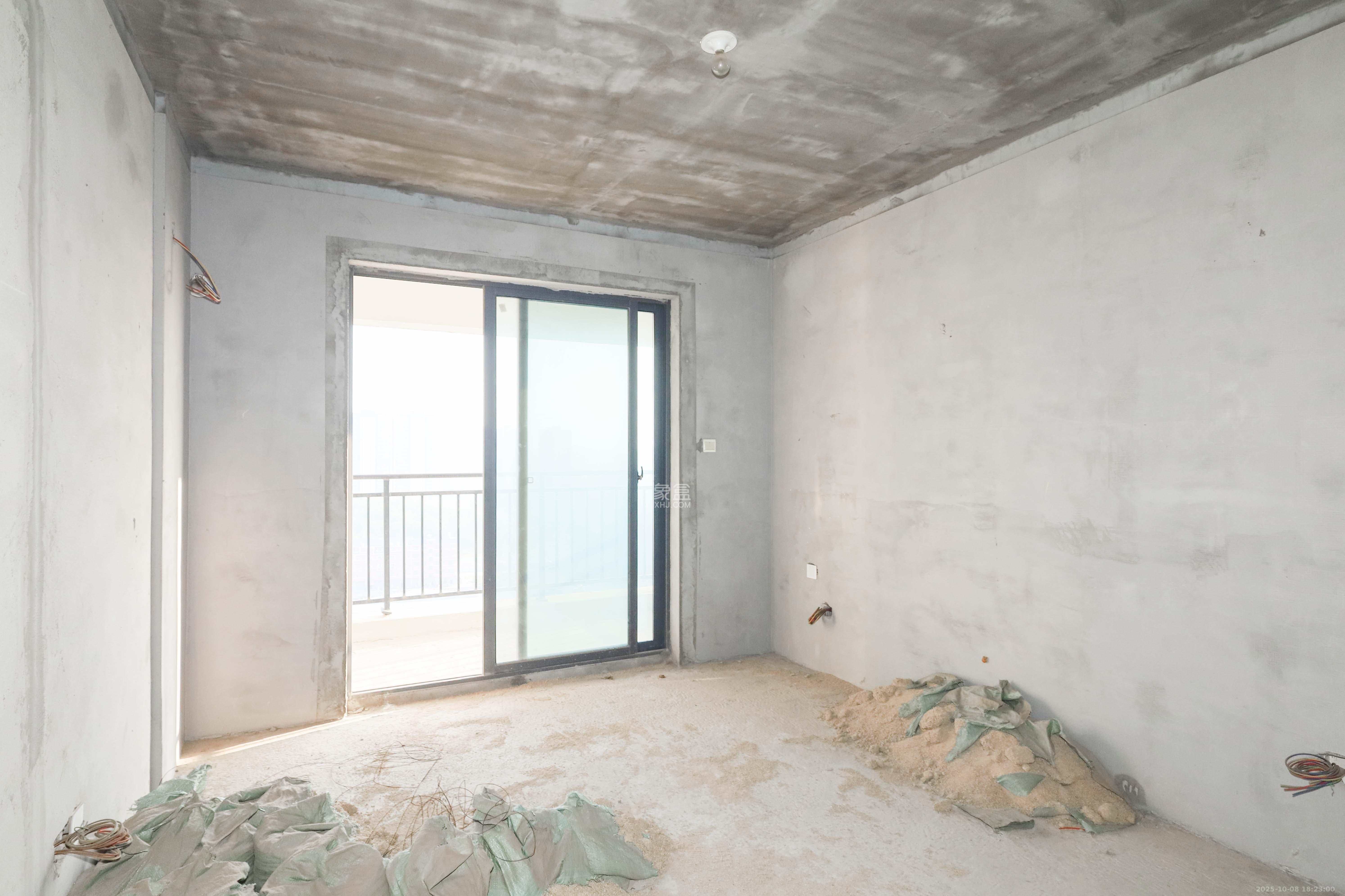 枫林雅苑(雷锋机电市场二期) 3室2厅2卫 72.0万 枫林雅苑(雷锋机电市场二期) 3室2厅2卫 72.0万卧室