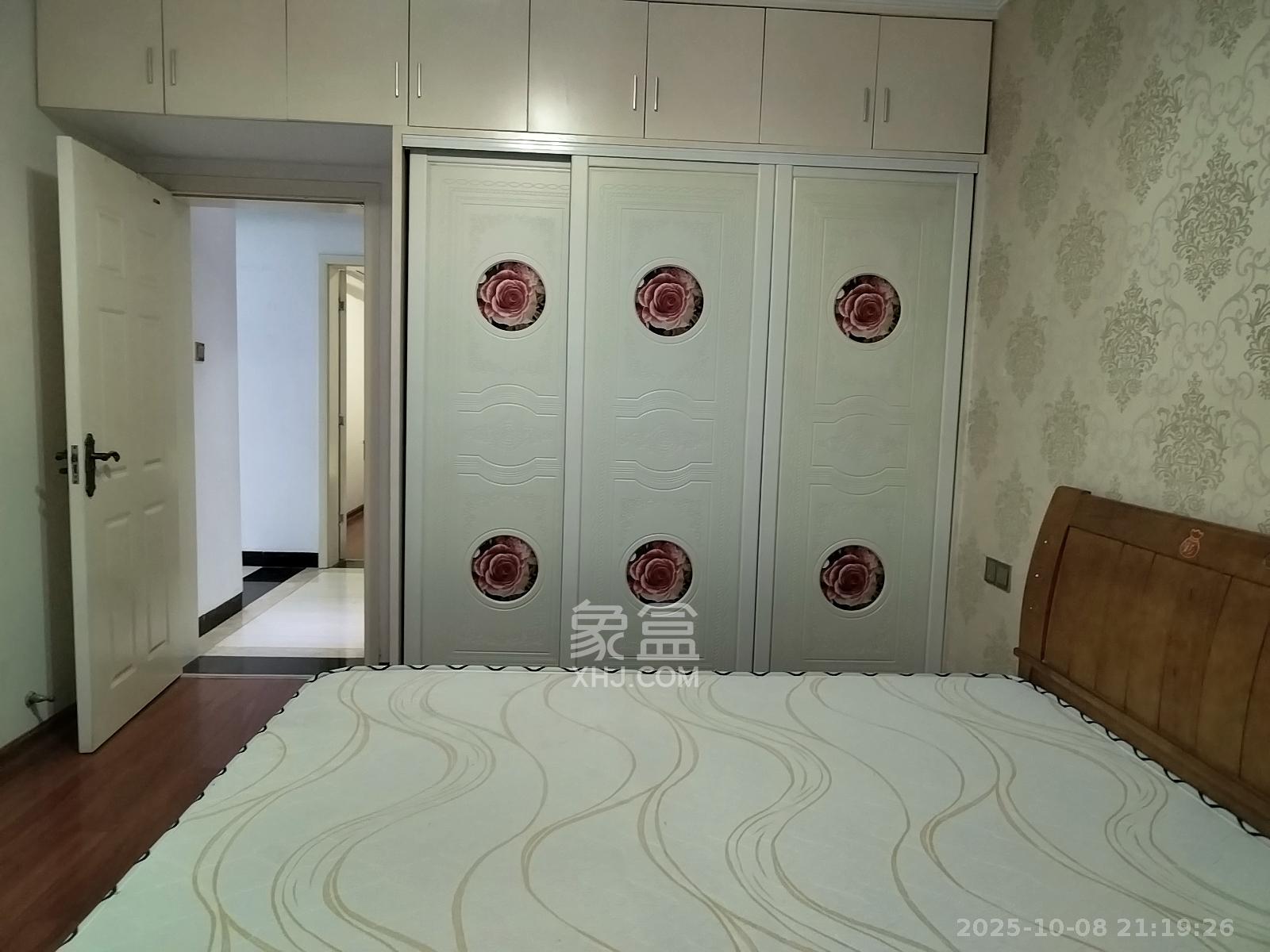 五矿万境水岸一期(万境水岸嘉苑) 3室2厅2卫 2000.0元/月 五矿万境水岸一期(万境水岸嘉苑) 3室2厅2卫 2000.0元/月室内图