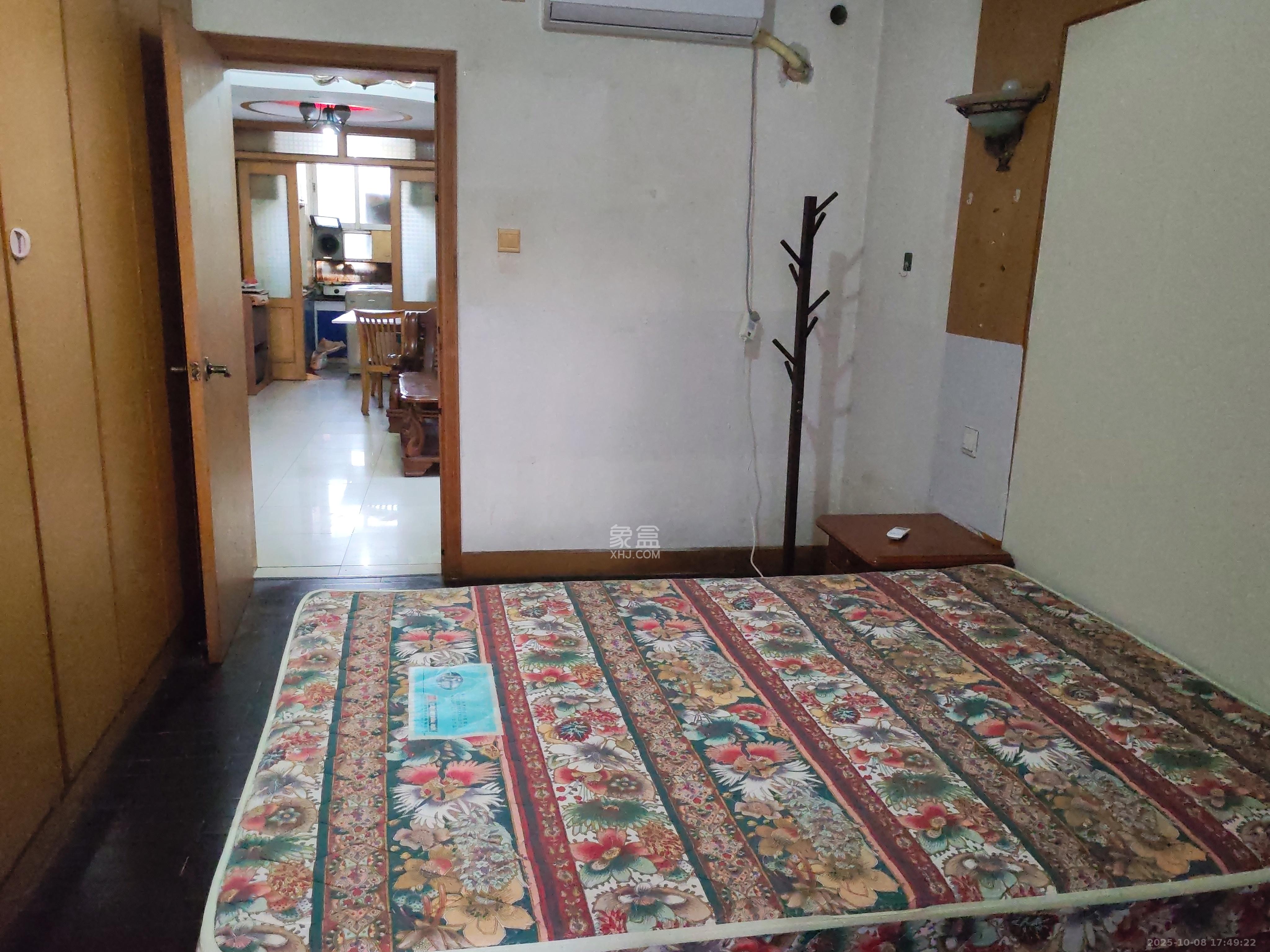 解放四村626号(长沙市三医院宿舍)  2室1厅1卫    1500.0元/月 解放四村626号(长沙市三医院宿舍)  2室1厅1卫    1500.0元/月室内图