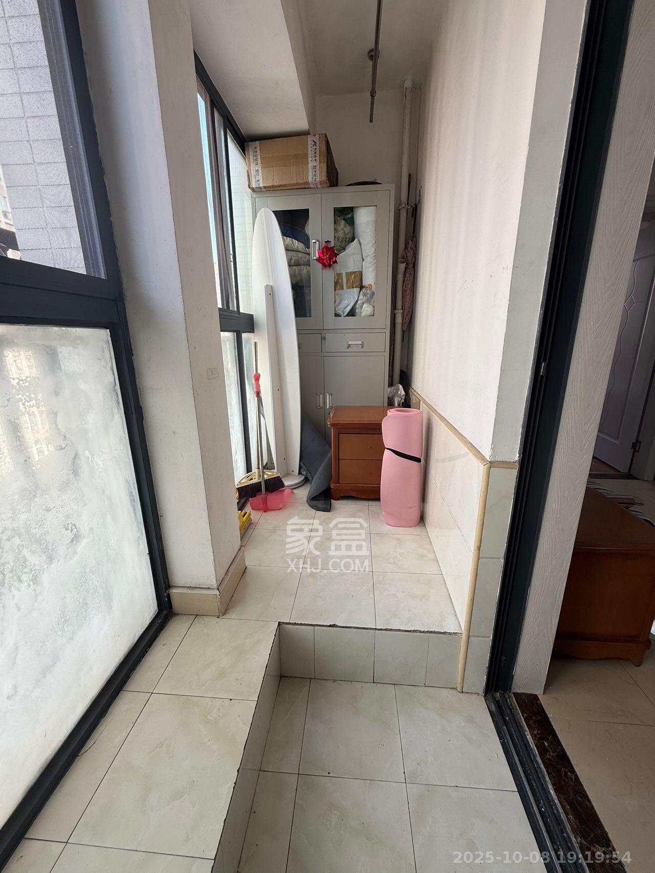 中建芙蓉工社 2室1厅1卫 1700.0元/月 中建芙蓉工社 2室1厅1卫 1700.0元/月室内图