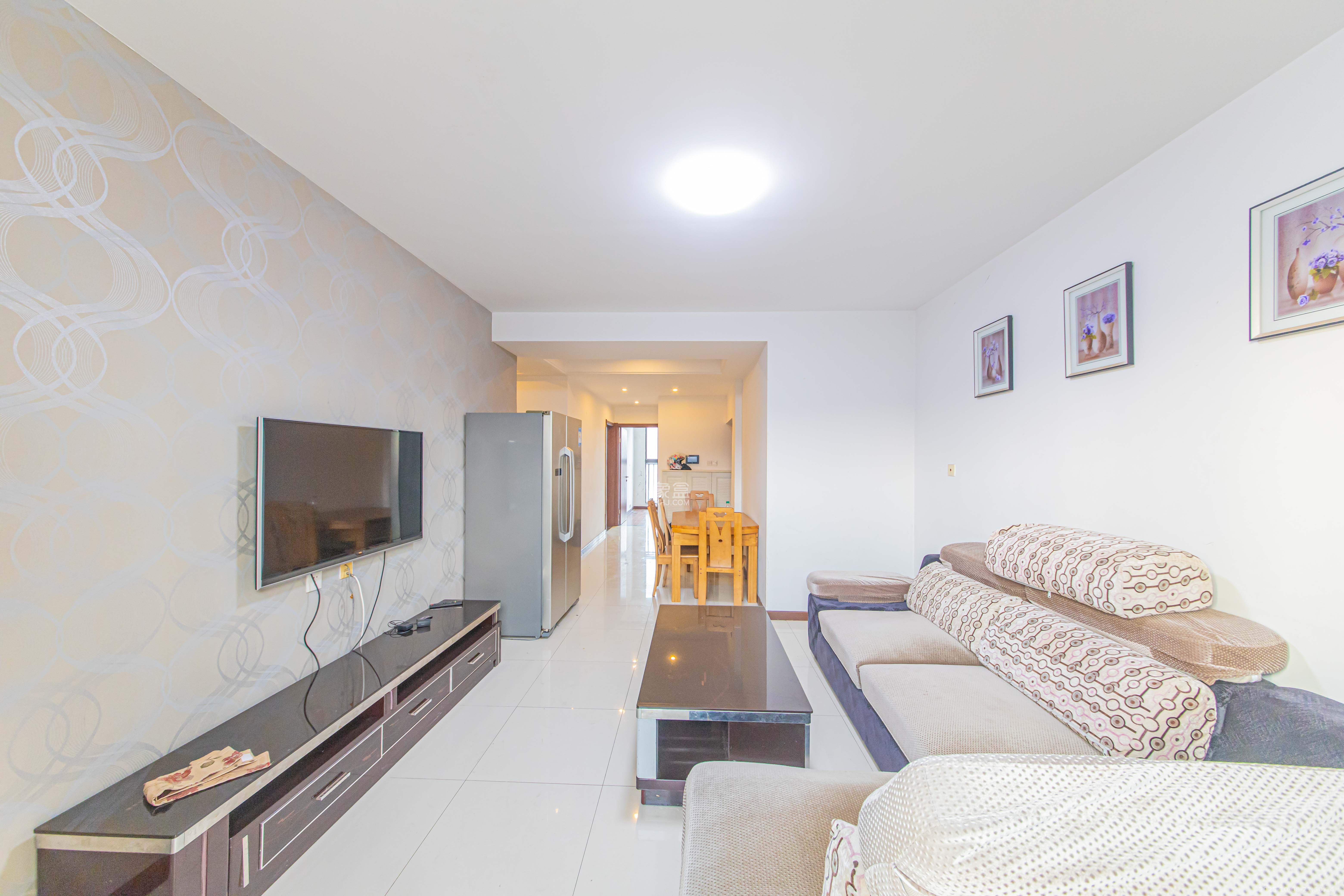 绿地公馆（绿地名邸）  3室2厅1卫    115.0万