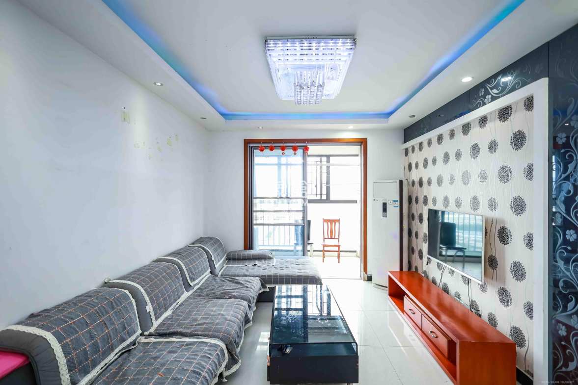 南枫时光 3室2厅1卫 2600.0元/月 南枫时光 3室2厅1卫 2600.0元/月室内图