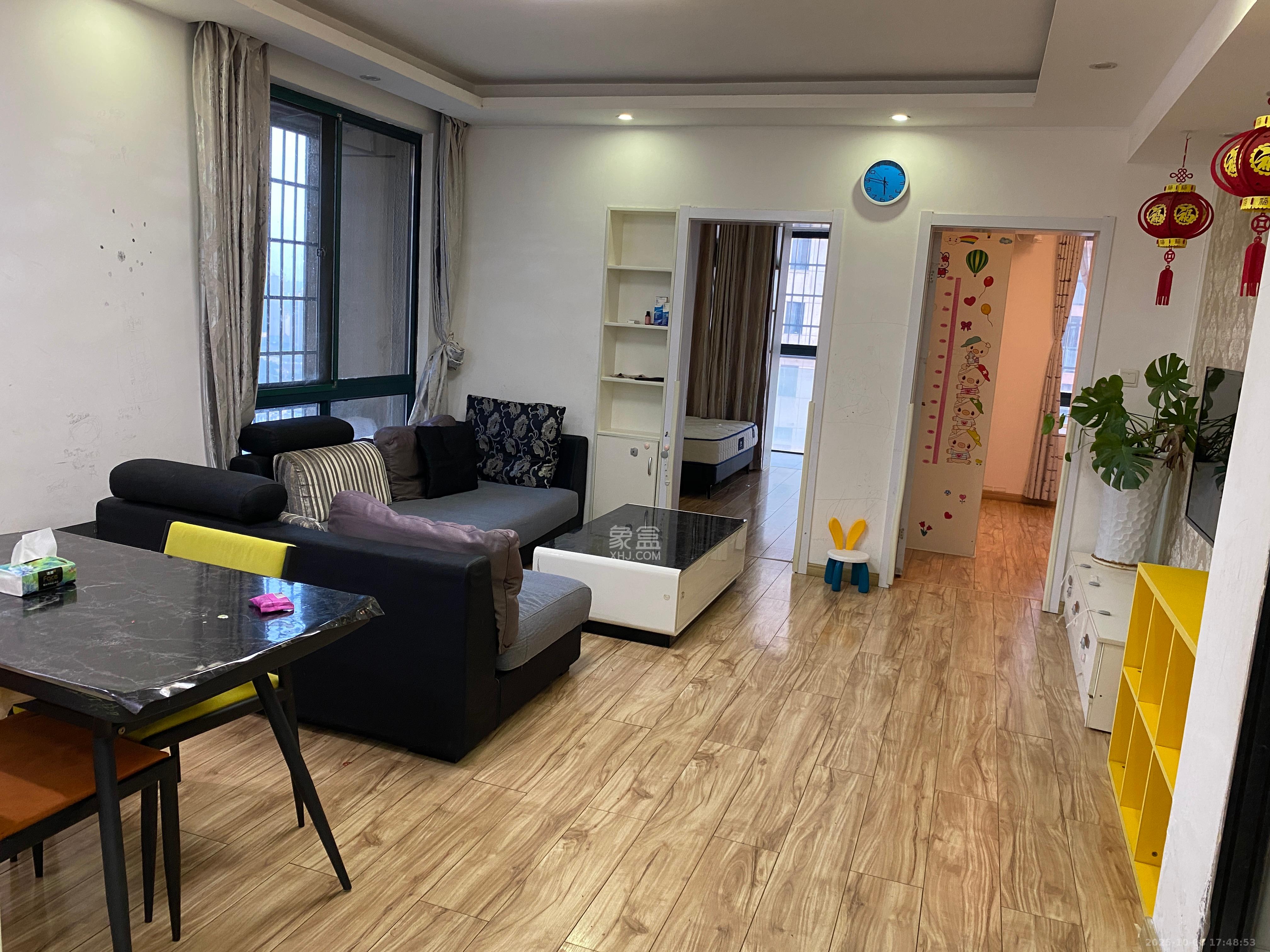 尊邸华庭 2室2厅1卫 2300.0元/月 尊邸华庭 2室2厅1卫 2300.0元/月室内图