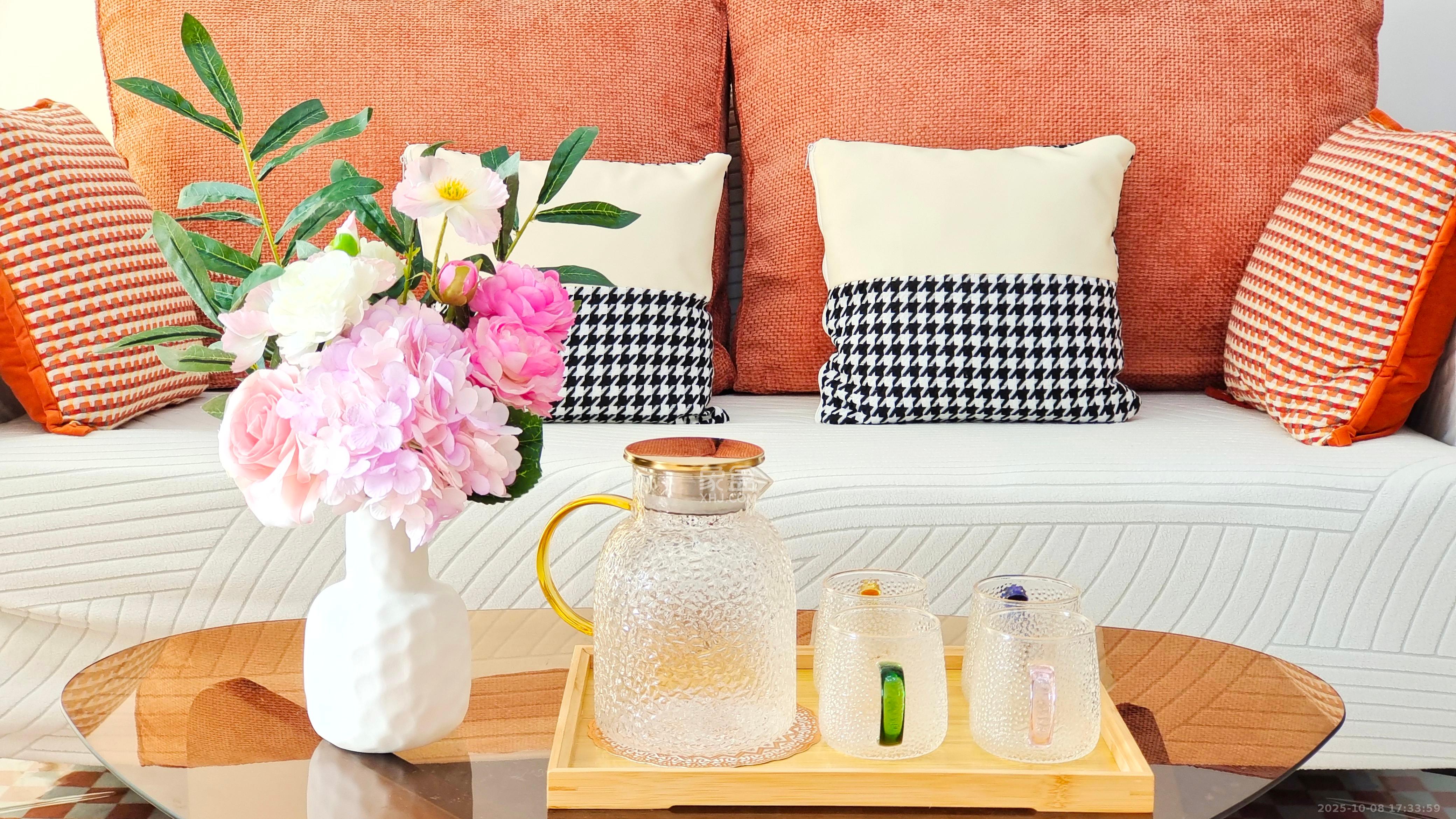 芙蓉上河图 2室1厅1卫 2400.0元/月 芙蓉上河图 2室1厅1卫 2400.0元/月室内图