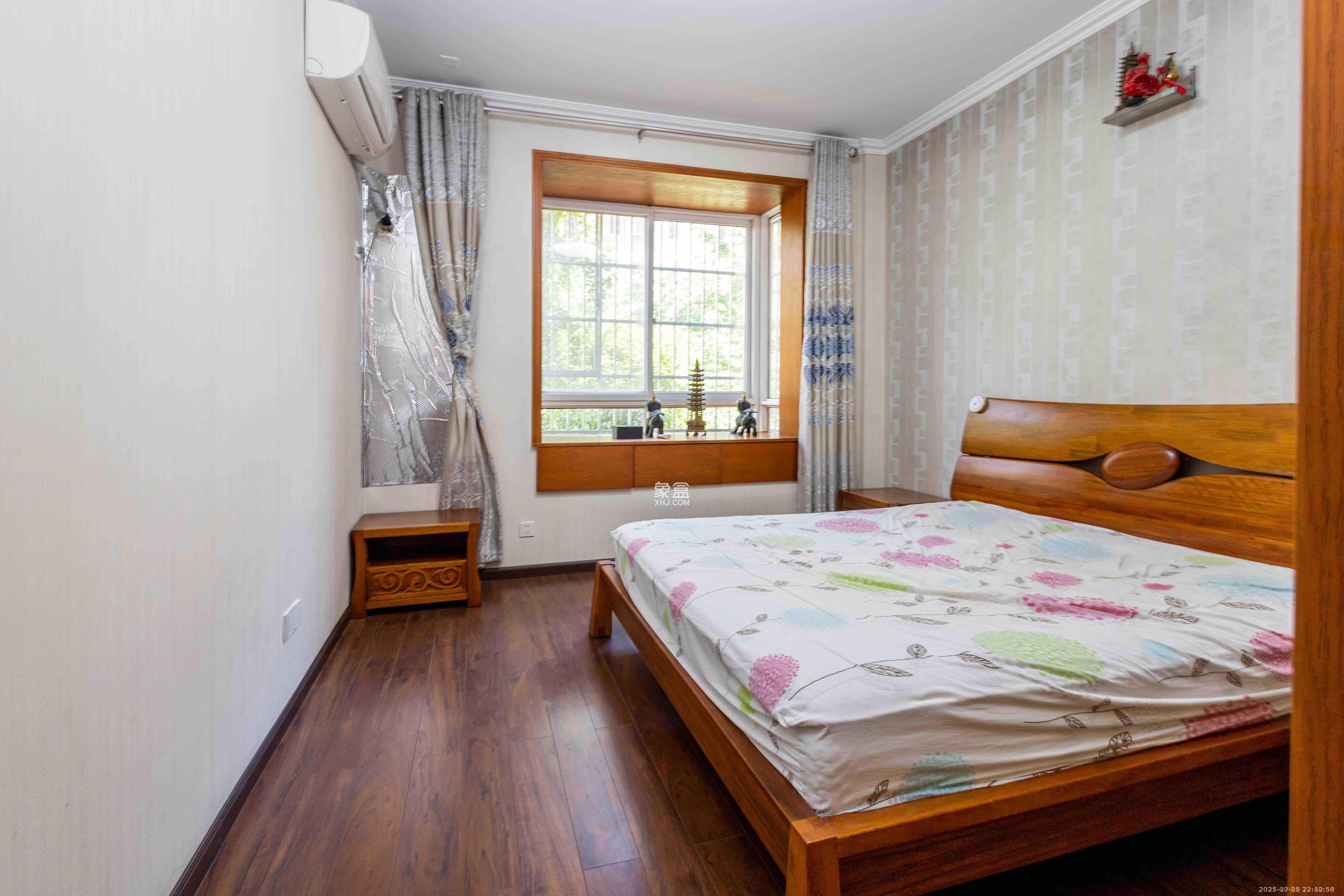 星城国际  3室2厅1卫    1800.0元/月室内图