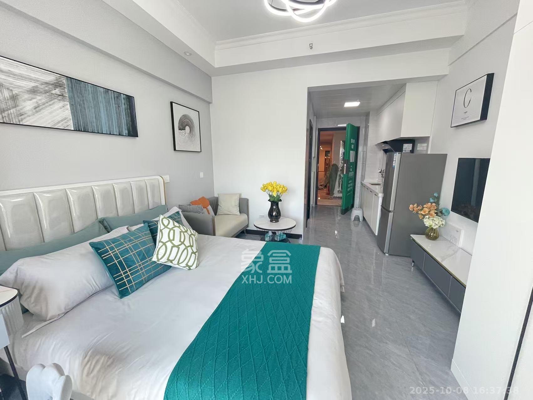 华润置地中心 1室1厅1卫 2000.0元/月 华润置地中心 1室1厅1卫 2000.0元/月室内图