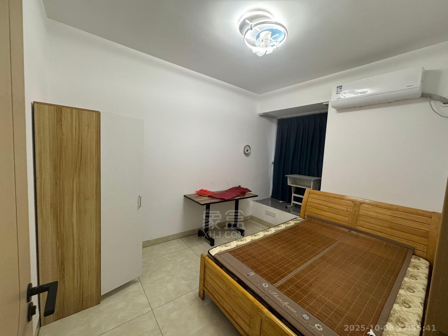 山水豪庭 3室2厅2卫 1600.0元/月 山水豪庭 3室2厅2卫 1600.0元/月室内图