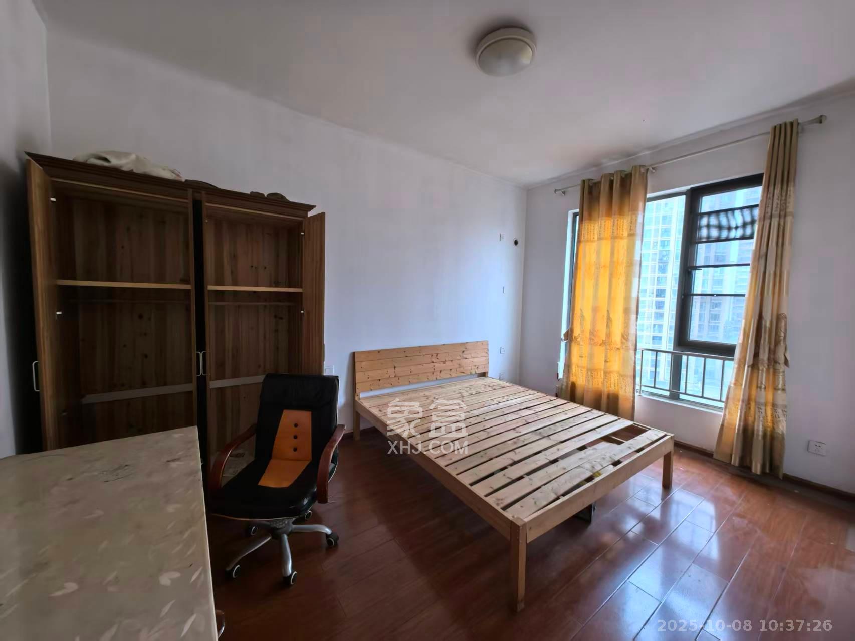 鑫远熙山 4室2厅2卫 2450.0元/月 鑫远熙山 4室2厅2卫 2450.0元/月室内图