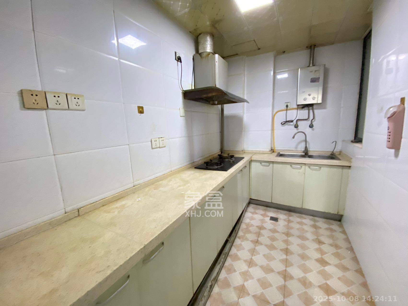 鑫天御景湾  2室1厅1卫    1700.0元/月室内图