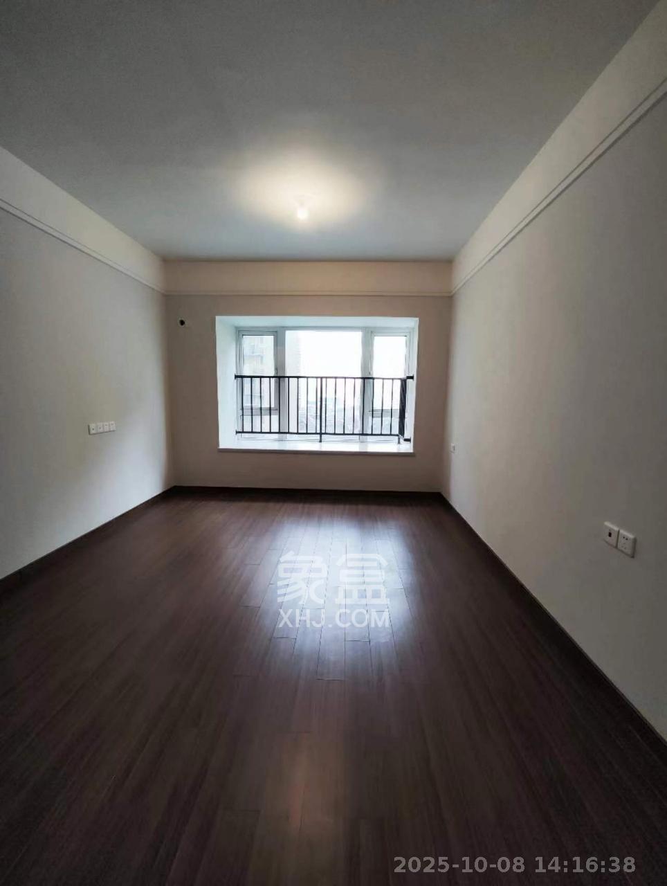 保利香槟国际  4室2厅2卫    2600.0元/月 保利香槟国际  4室2厅2卫    2600.0元/月室内图