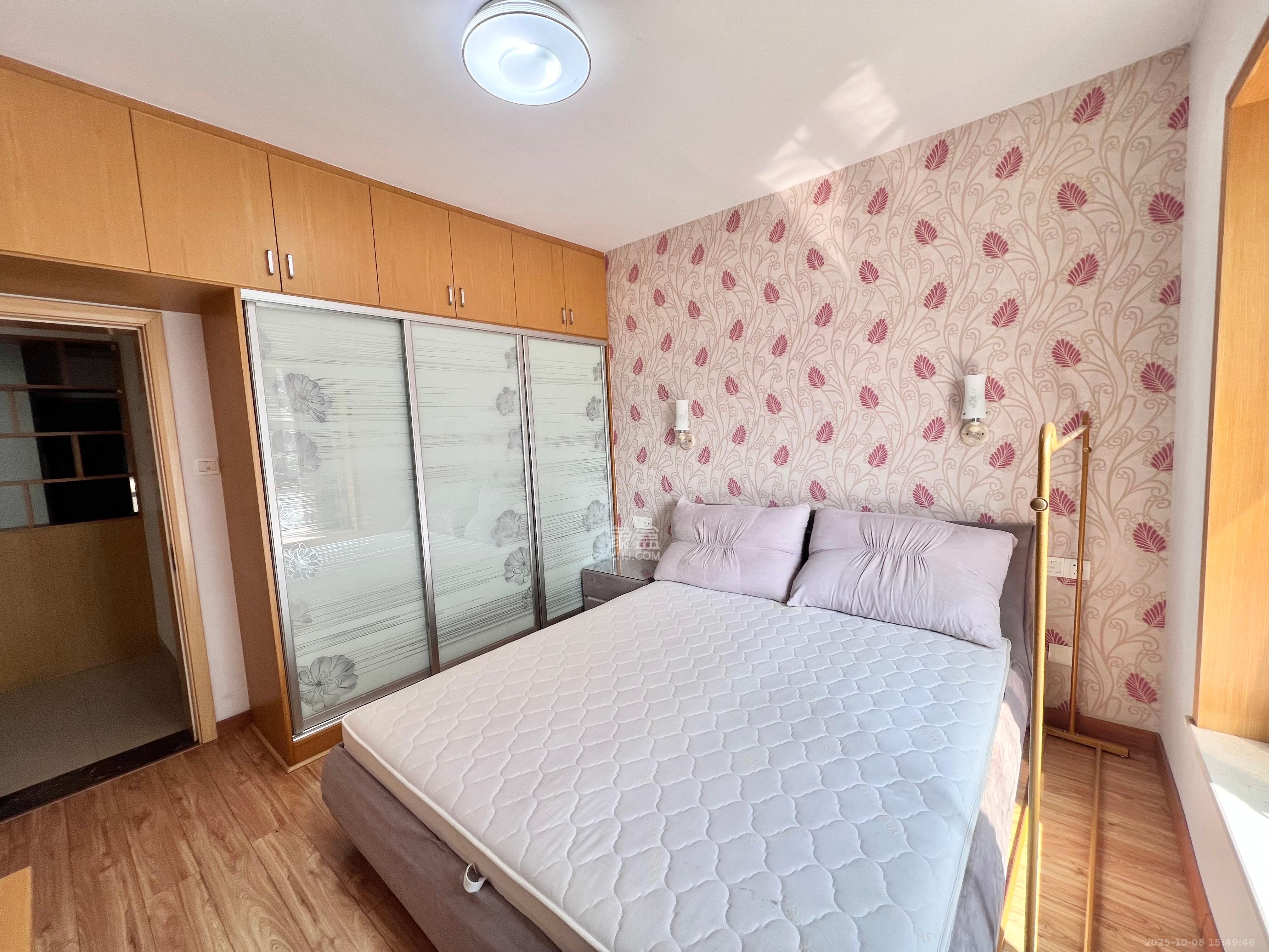 富兴嘉城（富兴汇中央）  2室2厅1卫    2300.0元/月室内图