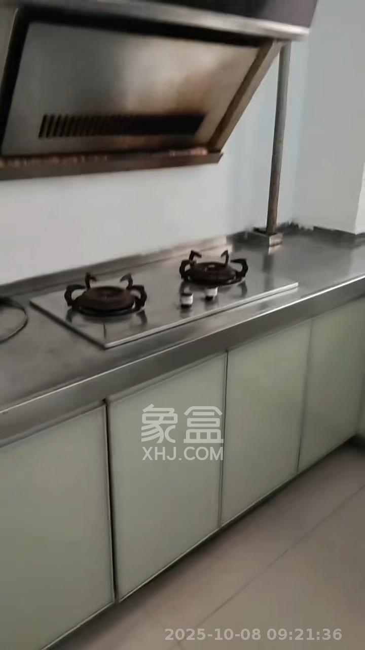 东玺门  3室1厅1卫    2100.0元/月 东玺门  3室1厅1卫    2100.0元/月室内图1