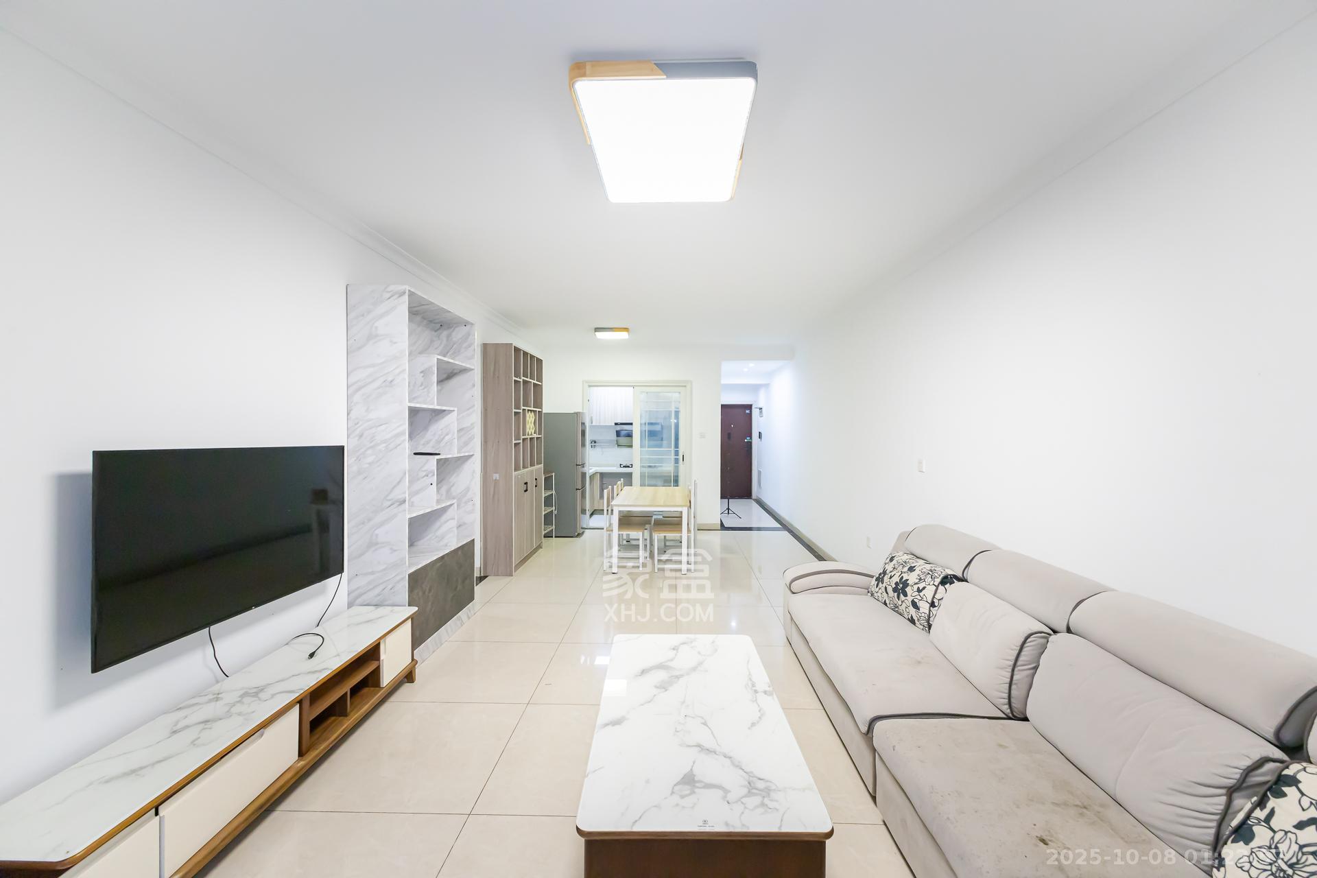 金湘苑（星澜之悦）  3室2厅1卫    69.8万客厅