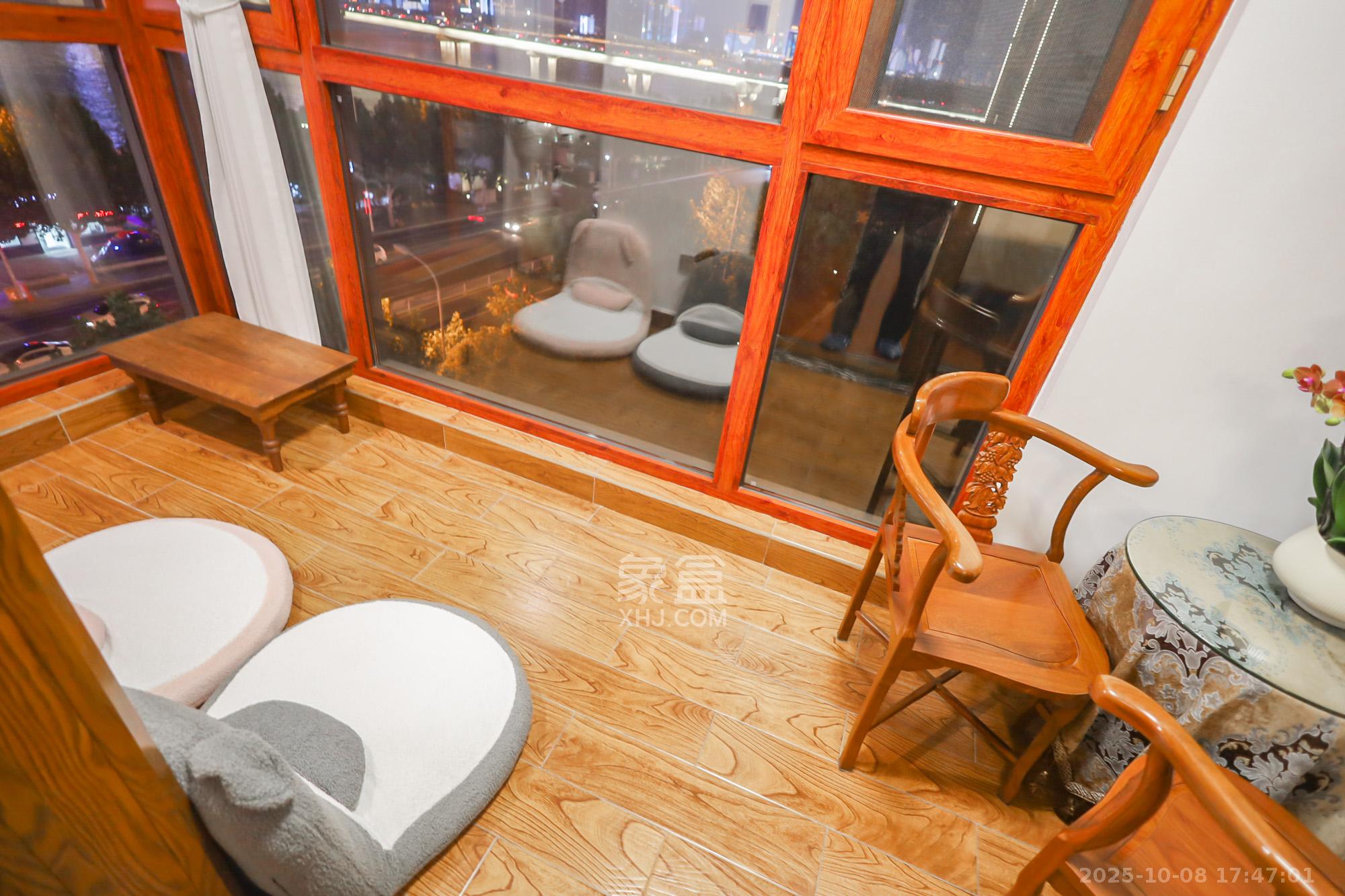 世茂外滩里（世茂铂翠湾三期）  4室2厅2卫    410.0万阳台