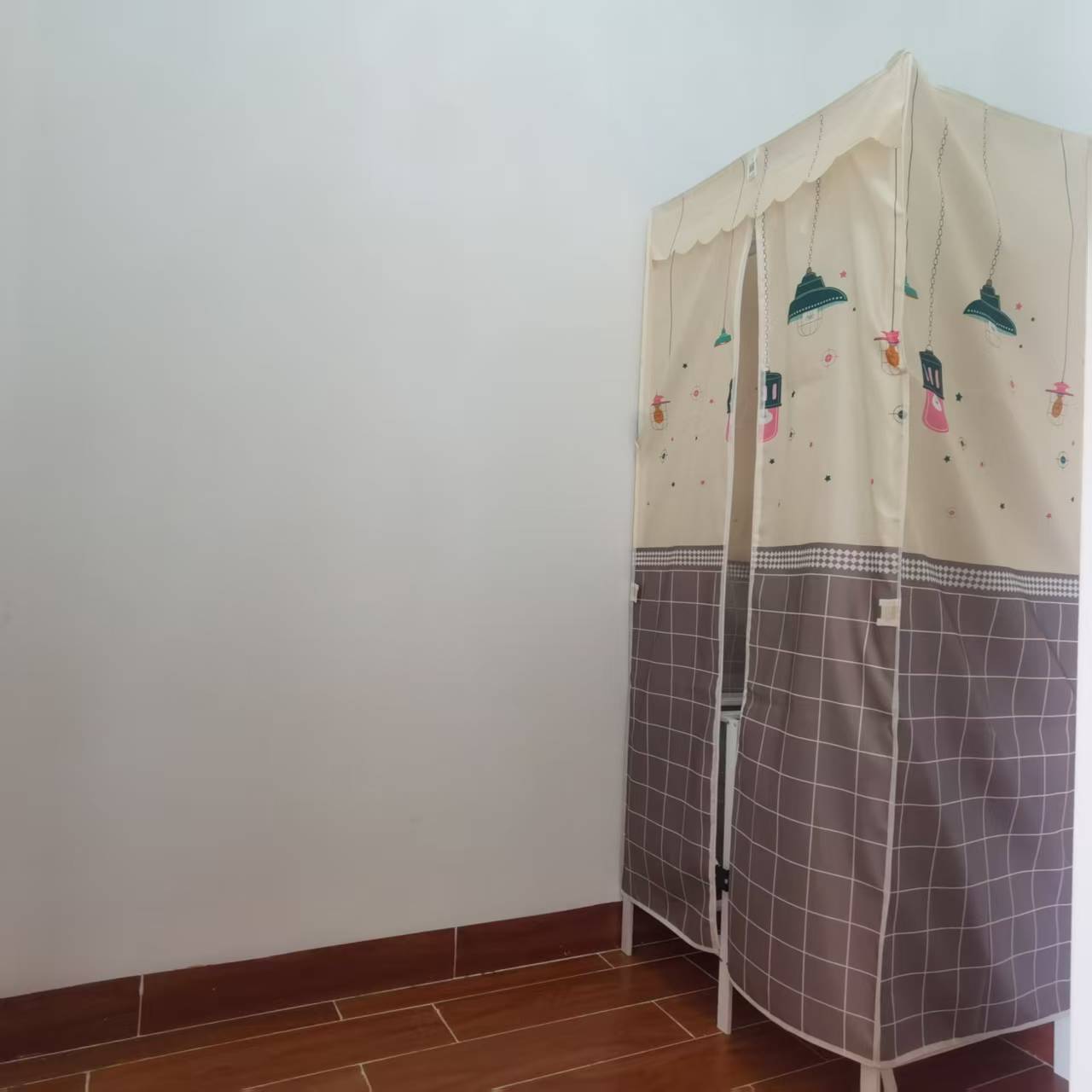 大华锦绣海岸二期 4室2厅2卫 3800.0元/月 大华锦绣海岸二期 4室2厅2卫 3800.0元/月室内图