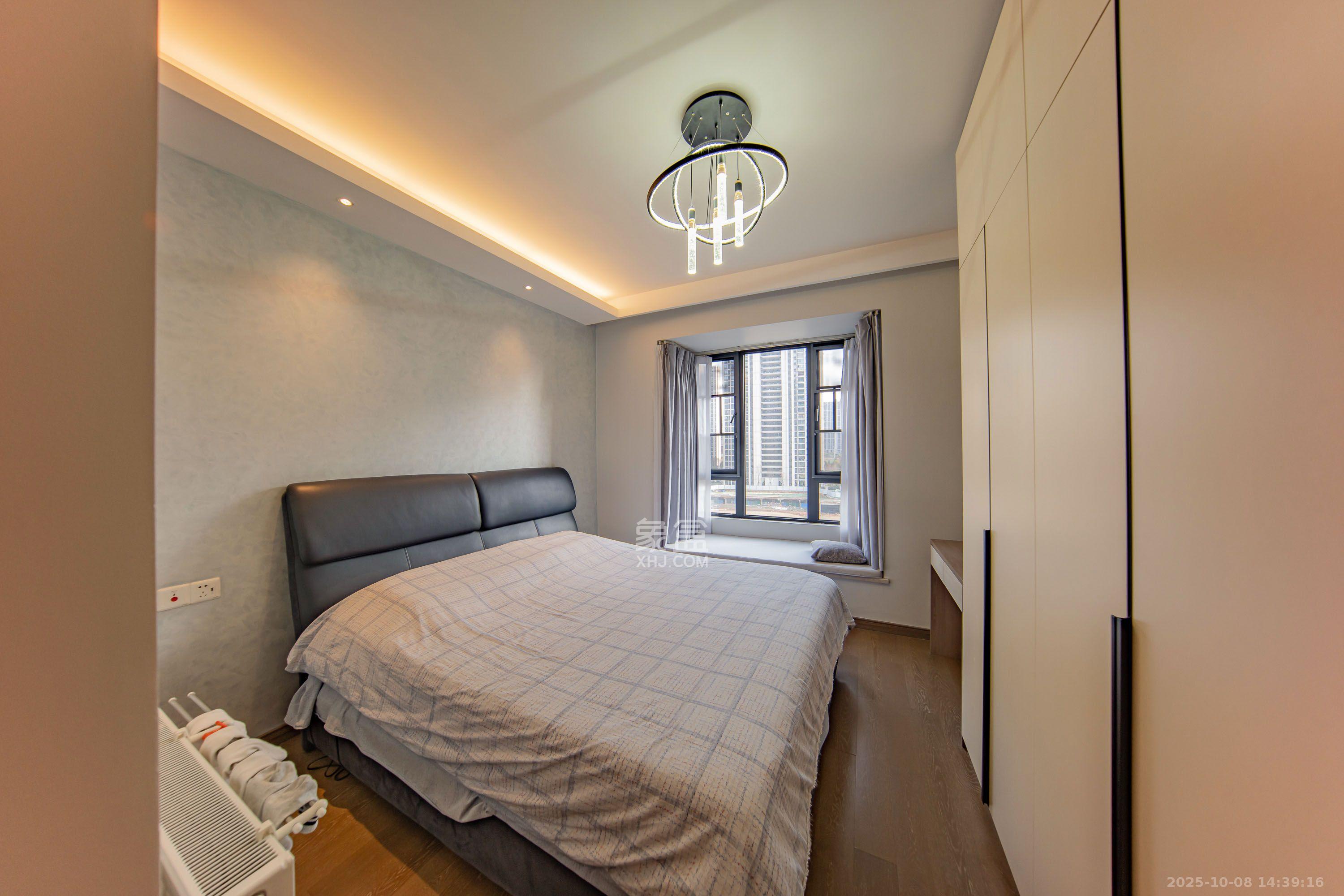 映客龙湖璟翠公馆(映客龙湖璟翠中心) 4室2厅2卫 4500.0元/月 映客龙湖璟翠公馆(映客龙湖璟翠中心) 4室2厅2卫 4500.0元/月室内图