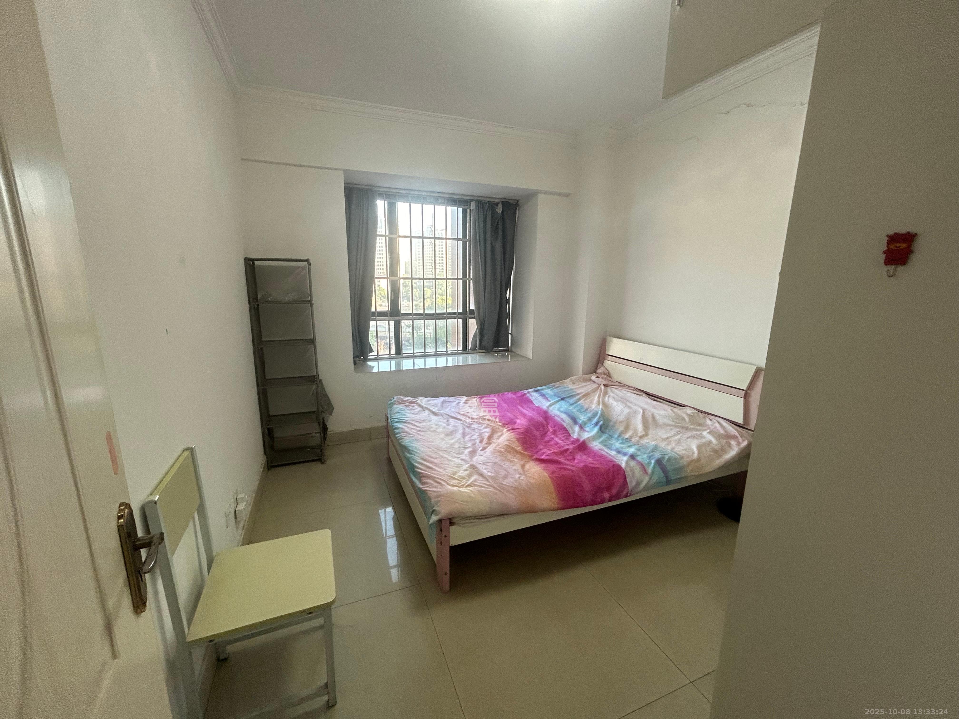 兴威帕克水岸 1室1厅1卫 1500.0元/月 兴威帕克水岸 1室1厅1卫 1500.0元/月室内图