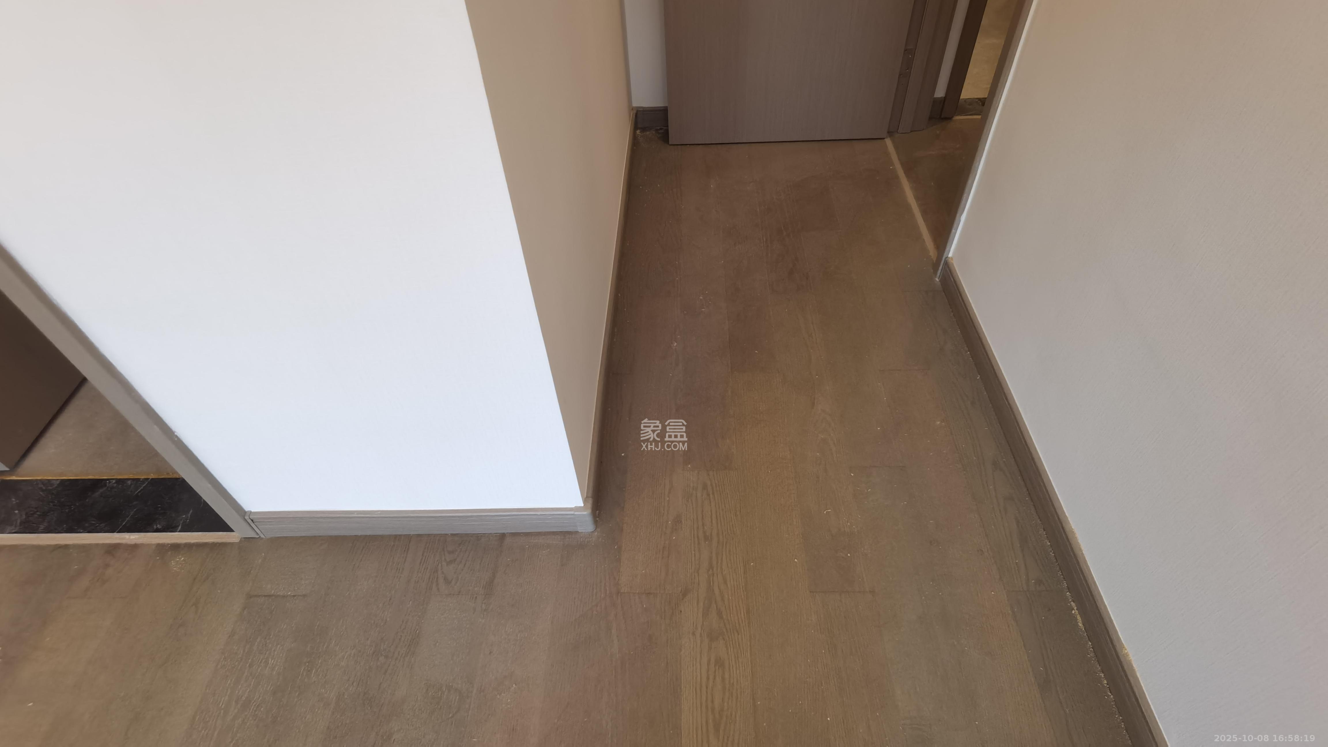 新力铂园(江山云著) 3室2厅2卫 3500.0元/月 新力铂园(江山云著) 3室2厅2卫 3500.0元/月室内图