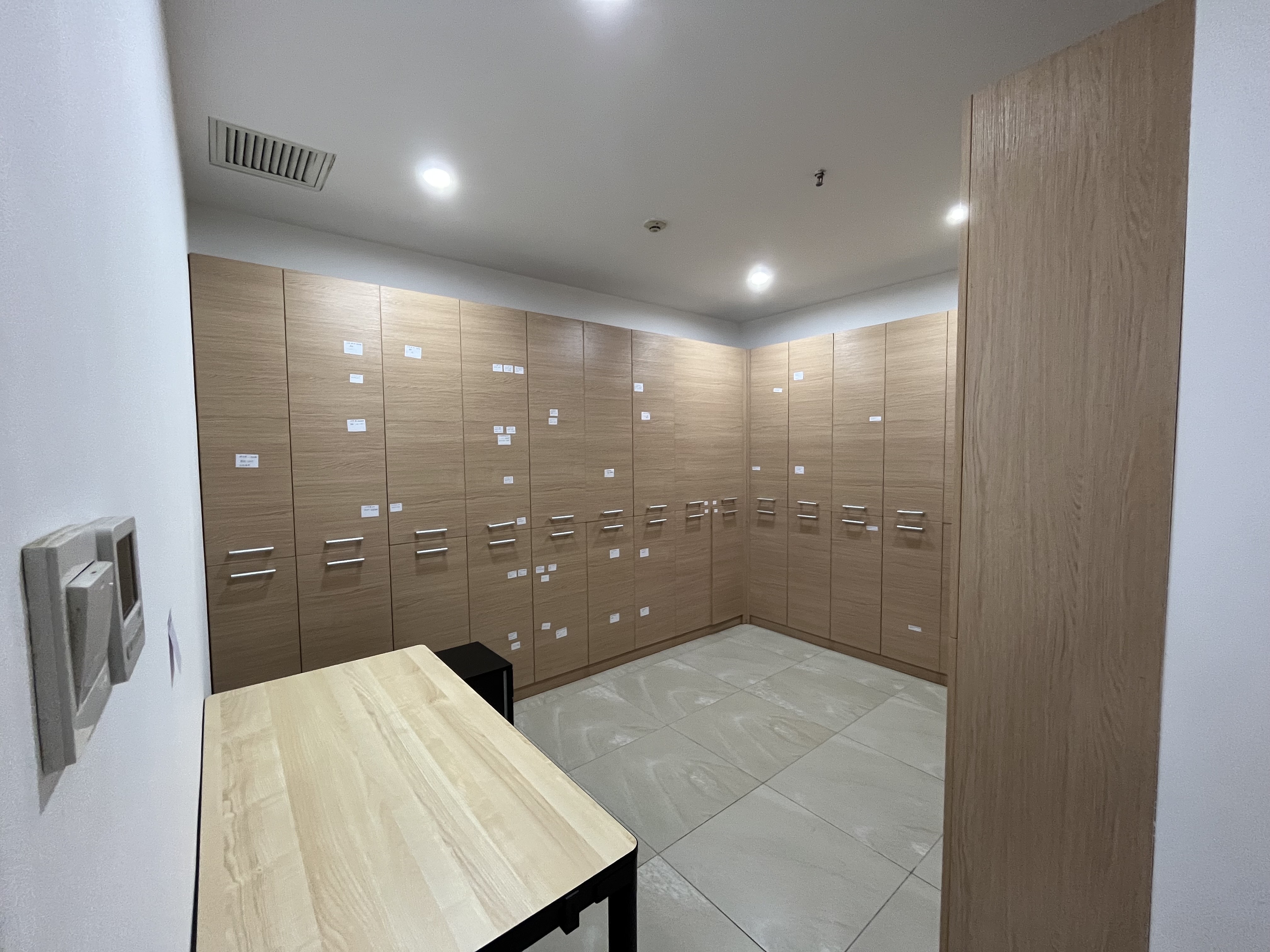 新世纪大厦 9室0厅0卫 13800.0元/月 新世纪大厦 9室0厅0卫 13800.0元/月户型图