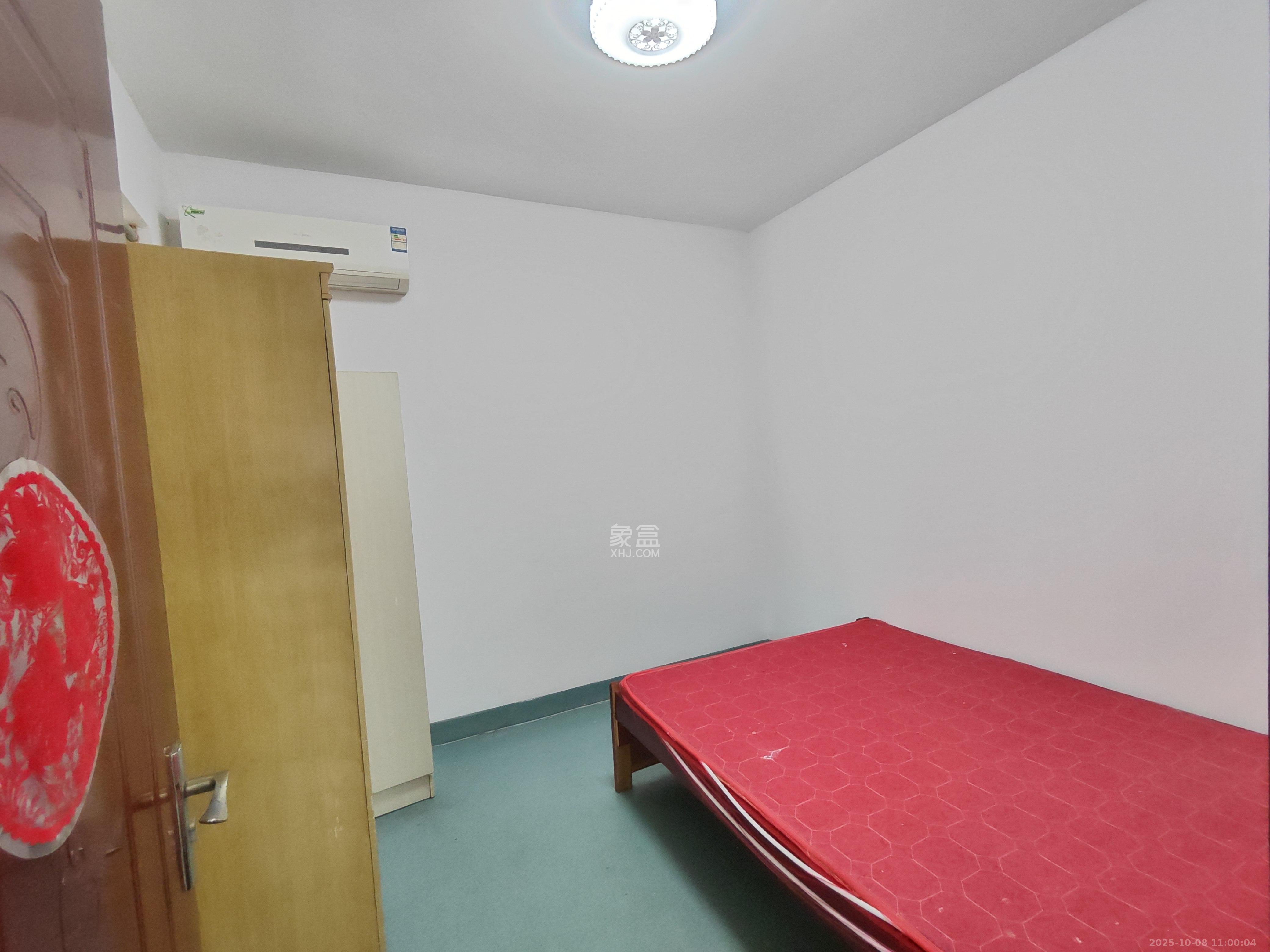 圣力华苑 2室2厅1卫 1300.0元/月 圣力华苑 2室2厅1卫 1300.0元/月室内图