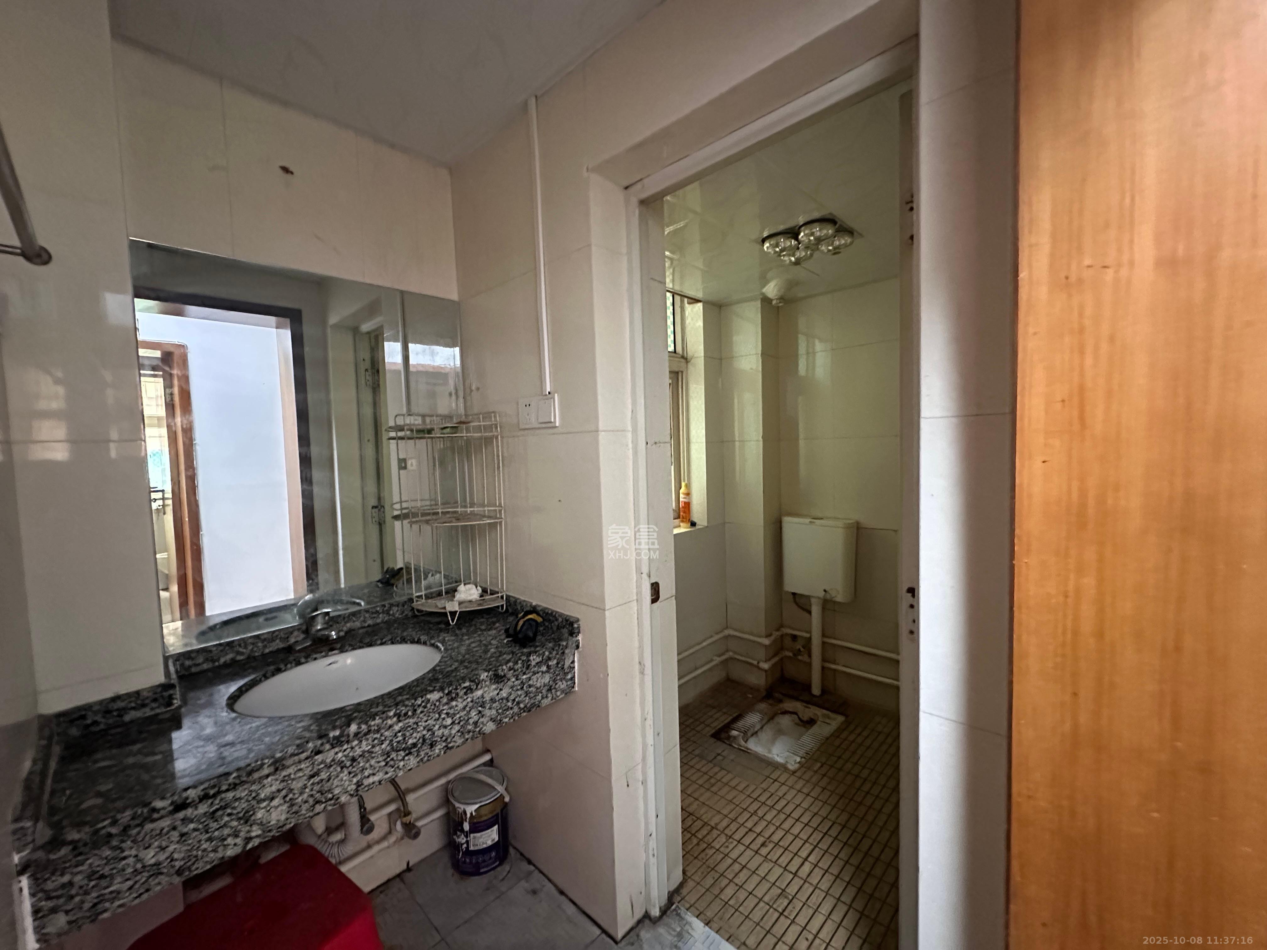 御景龙城  3室2厅2卫    1900.0元/月室内图