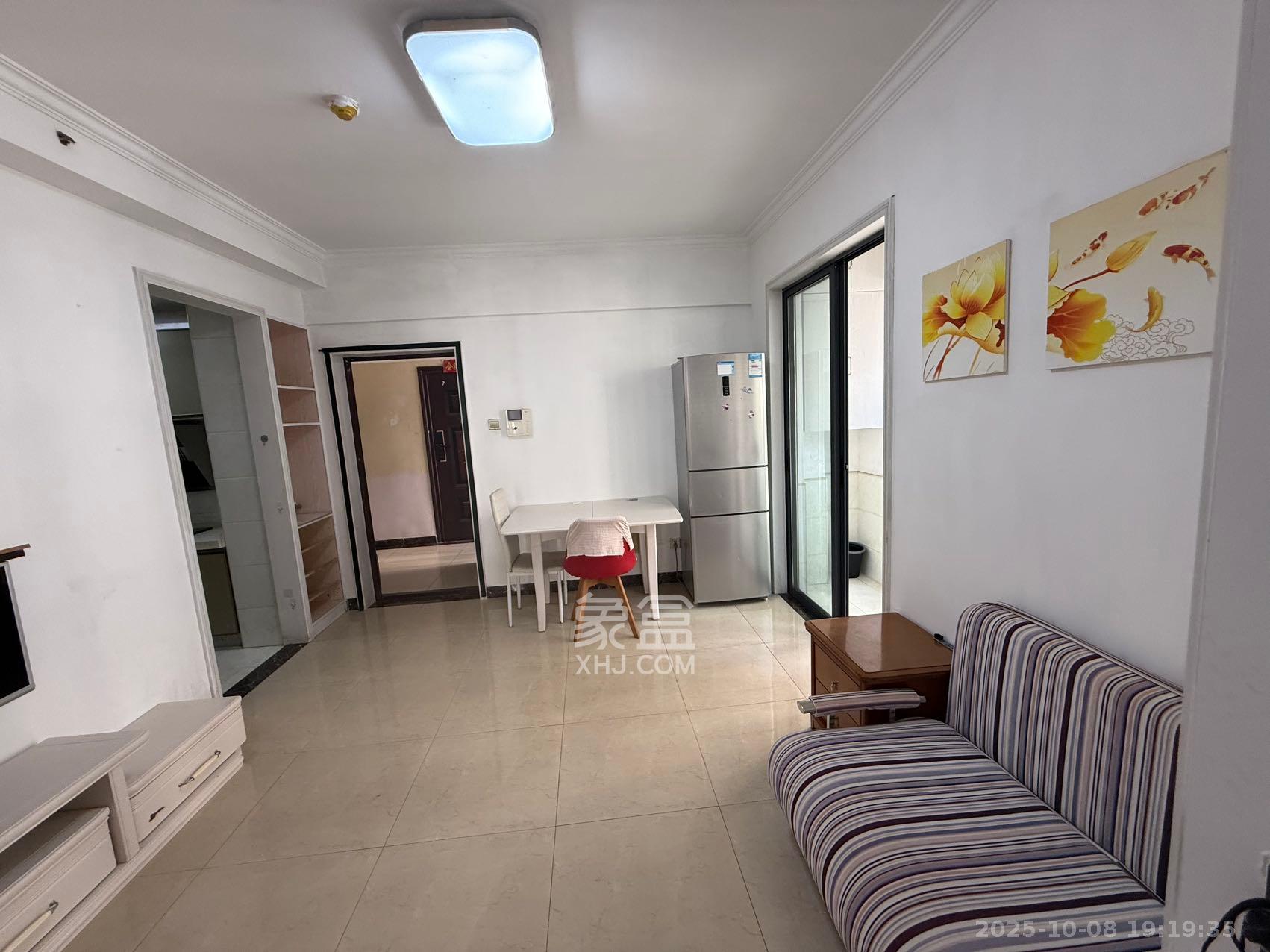 中建芙蓉工社 2室1厅1卫 1700.0元/月 中建芙蓉工社 2室1厅1卫 1700.0元/月室内图