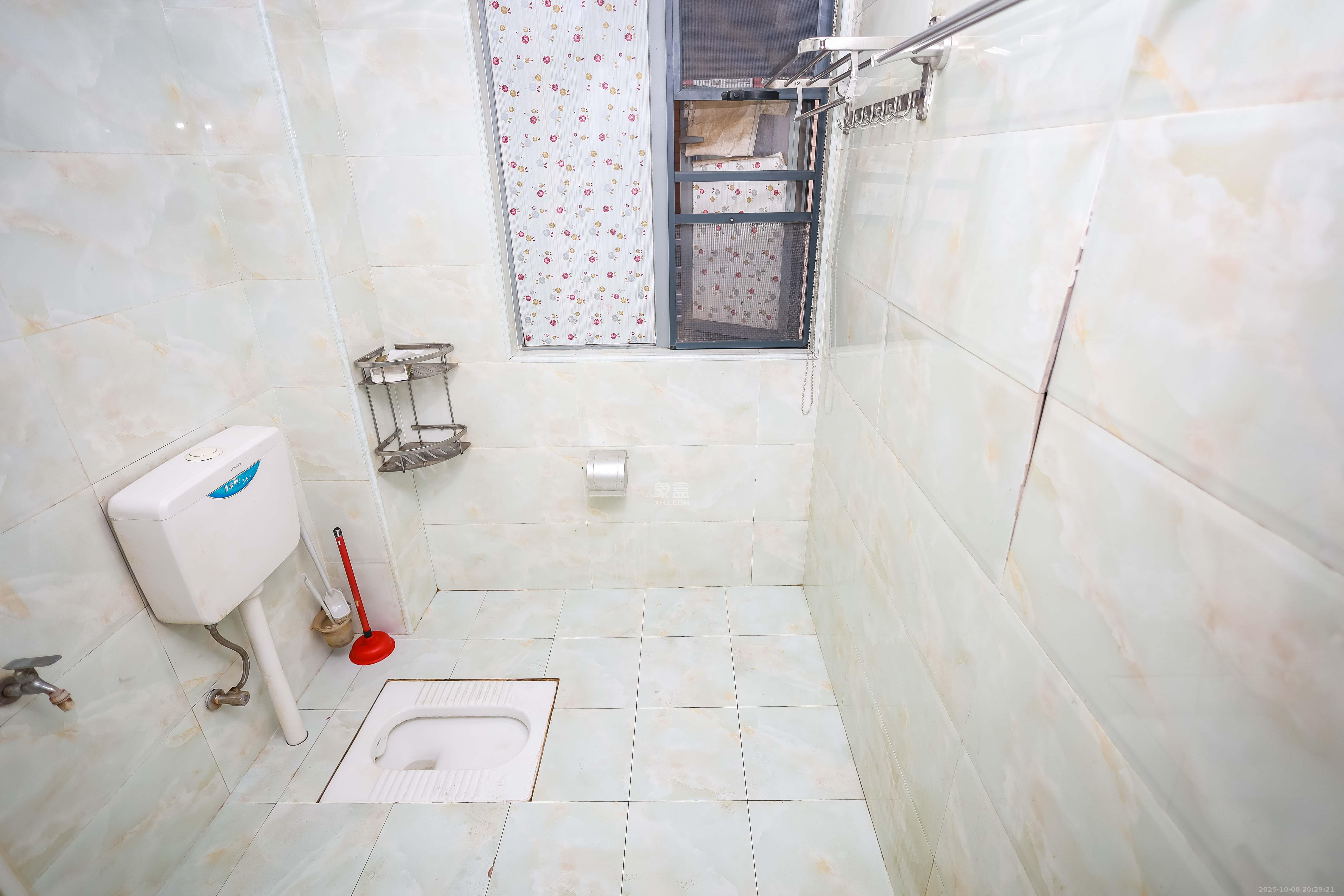 潇湘奥林匹克花园 3室2厅1卫 88.0万 潇湘奥林匹克花园 3室2厅1卫 88.0万卫生间