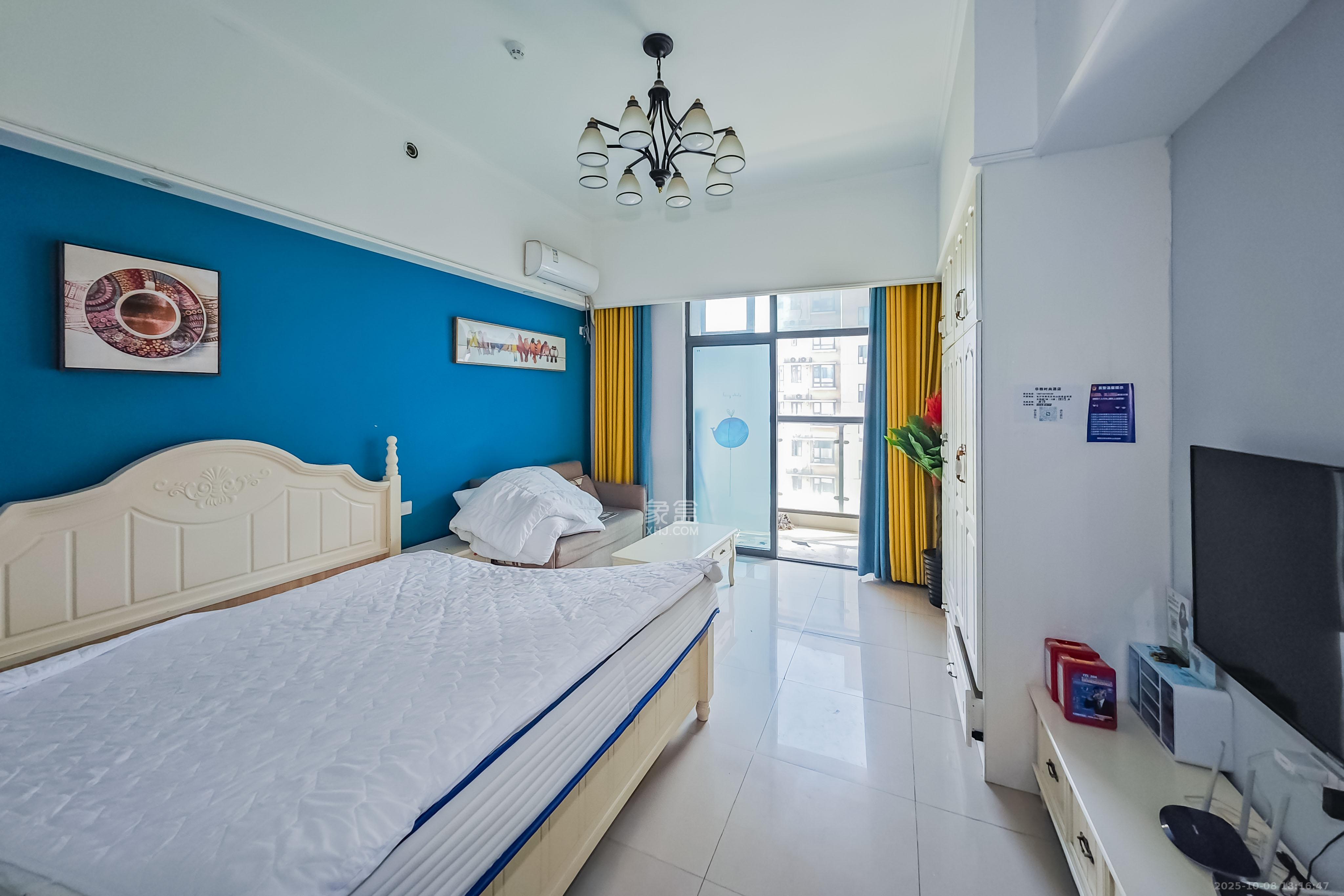 金轮星光名座 1室1厅1卫 28.0万 金轮星光名座 1室1厅1卫 28.0万客厅