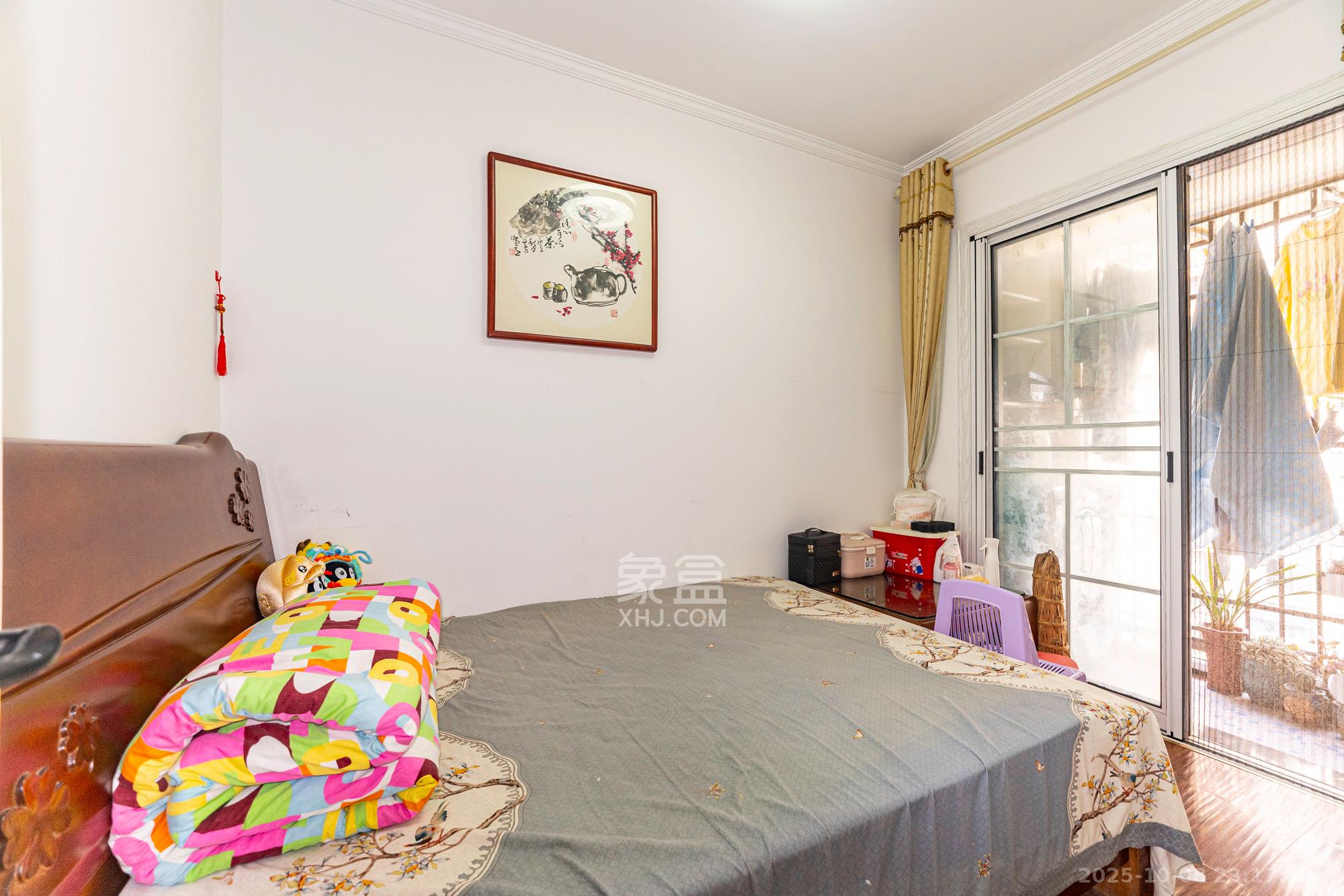 国泰九龙湾 3室2厅2卫 91.8万 国泰九龙湾 3室2厅2卫 91.8万卧室