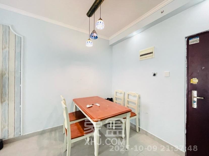 地质家园一、二期(地泰人民公馆)  1室0厅1卫    2100.0元/月 地质家园一、二期(地泰人民公馆)  1室0厅1卫    2100.0元/月室内图