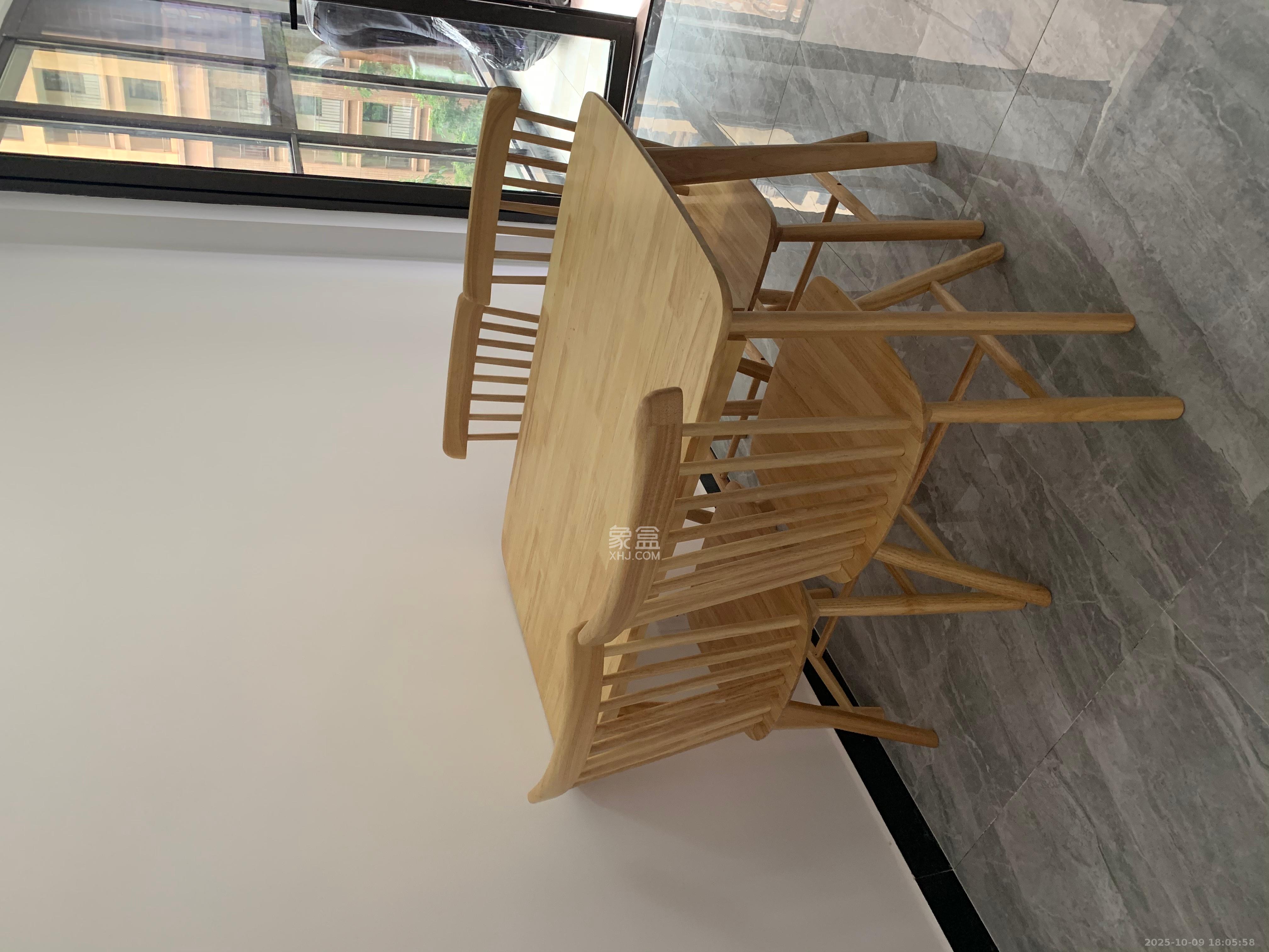 德润小区（丰升德润小区）  4室2厅2卫    3300.0元/月室内图