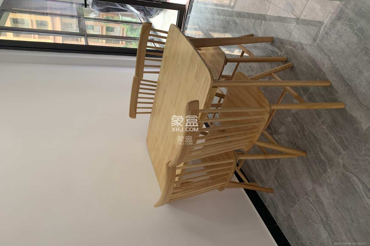 德润小区(丰升德润小区) 4室2厅2卫 3300.0元/月 德润小区(丰升德润小区) 4室2厅2卫 3300.0元/月室内图