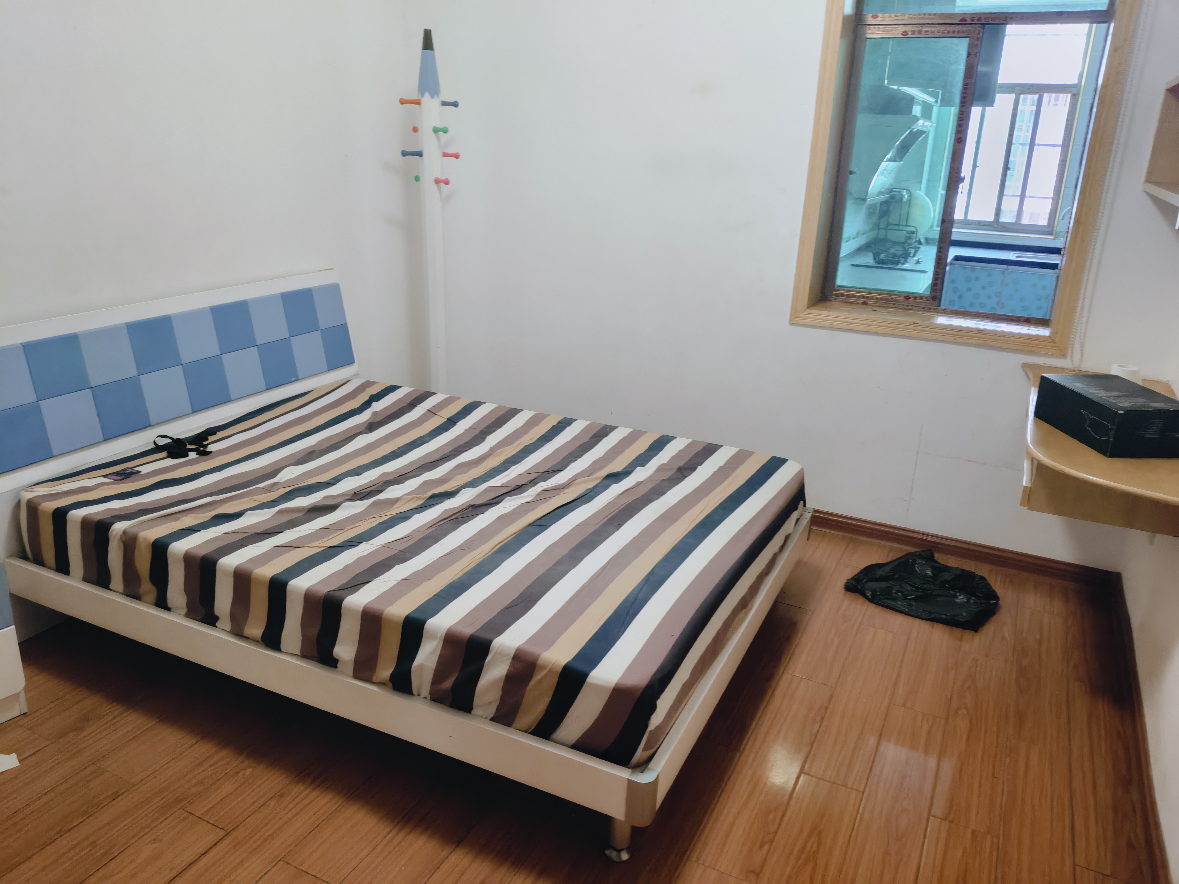 互助小区  1室0厅0卫    1100.0元/月室内图