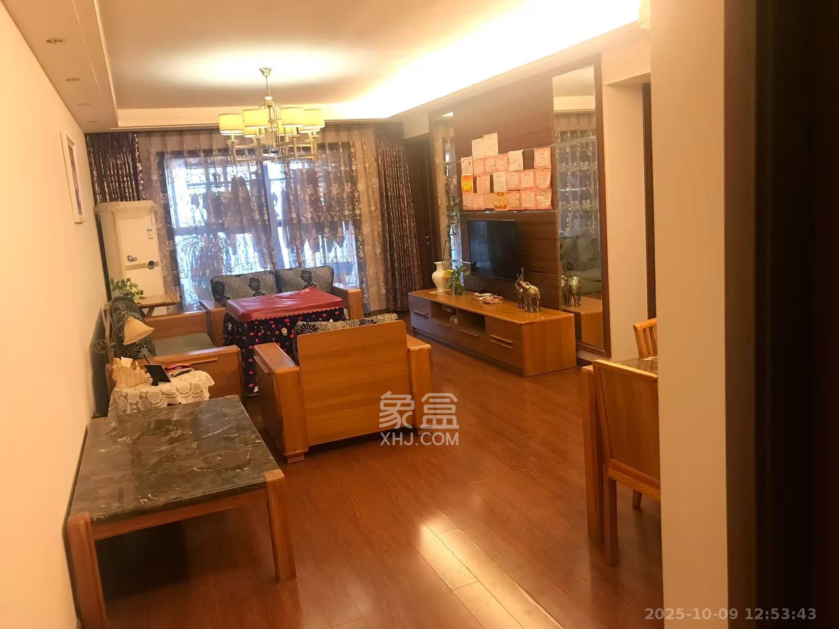 万科金域华府二期 3室2厅1卫 2500.0元/月 万科金域华府二期 3室2厅1卫 2500.0元/月室内图