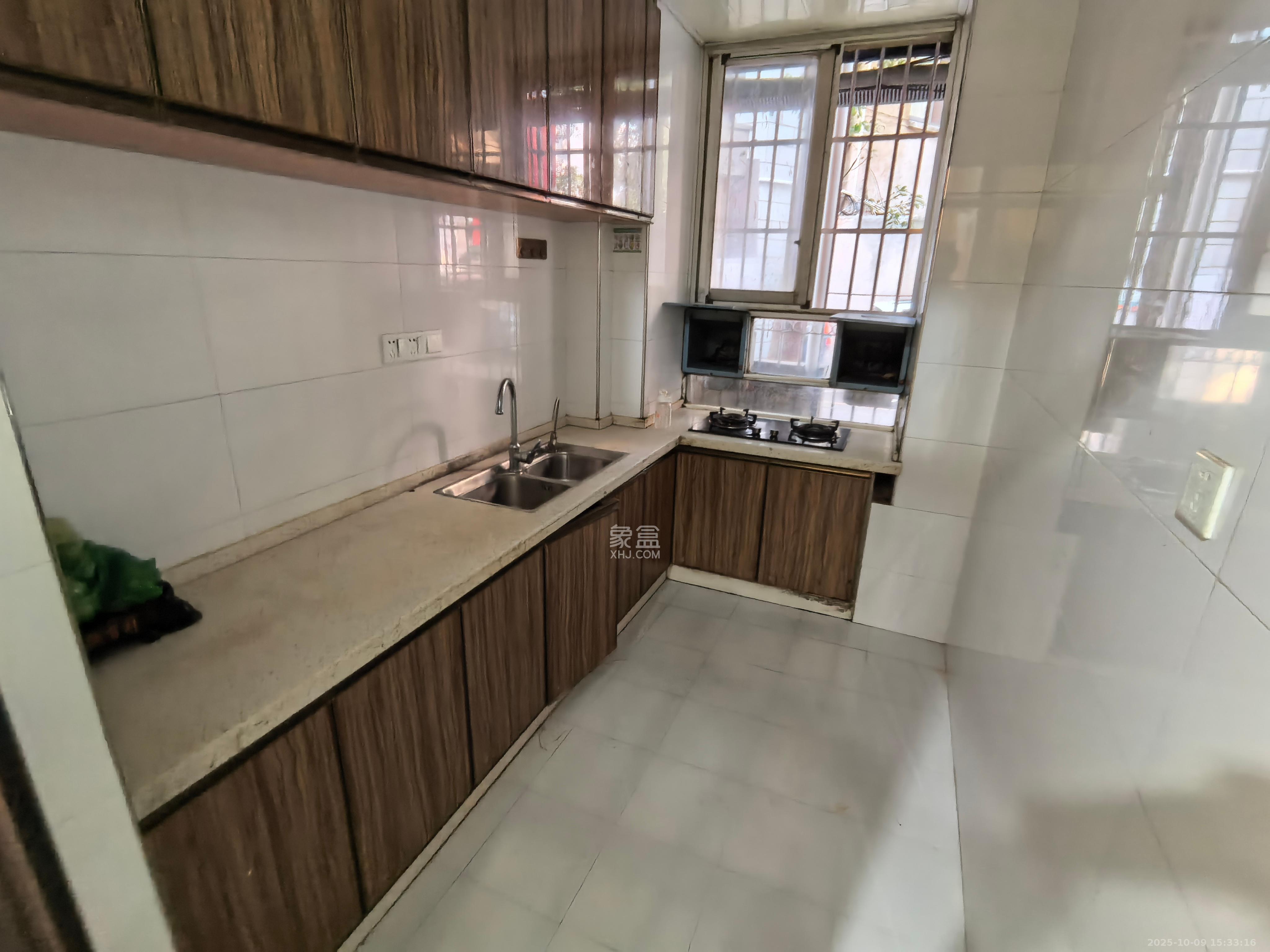 司法厅宿舍  3室2厅1卫    3000.0元/月室内图