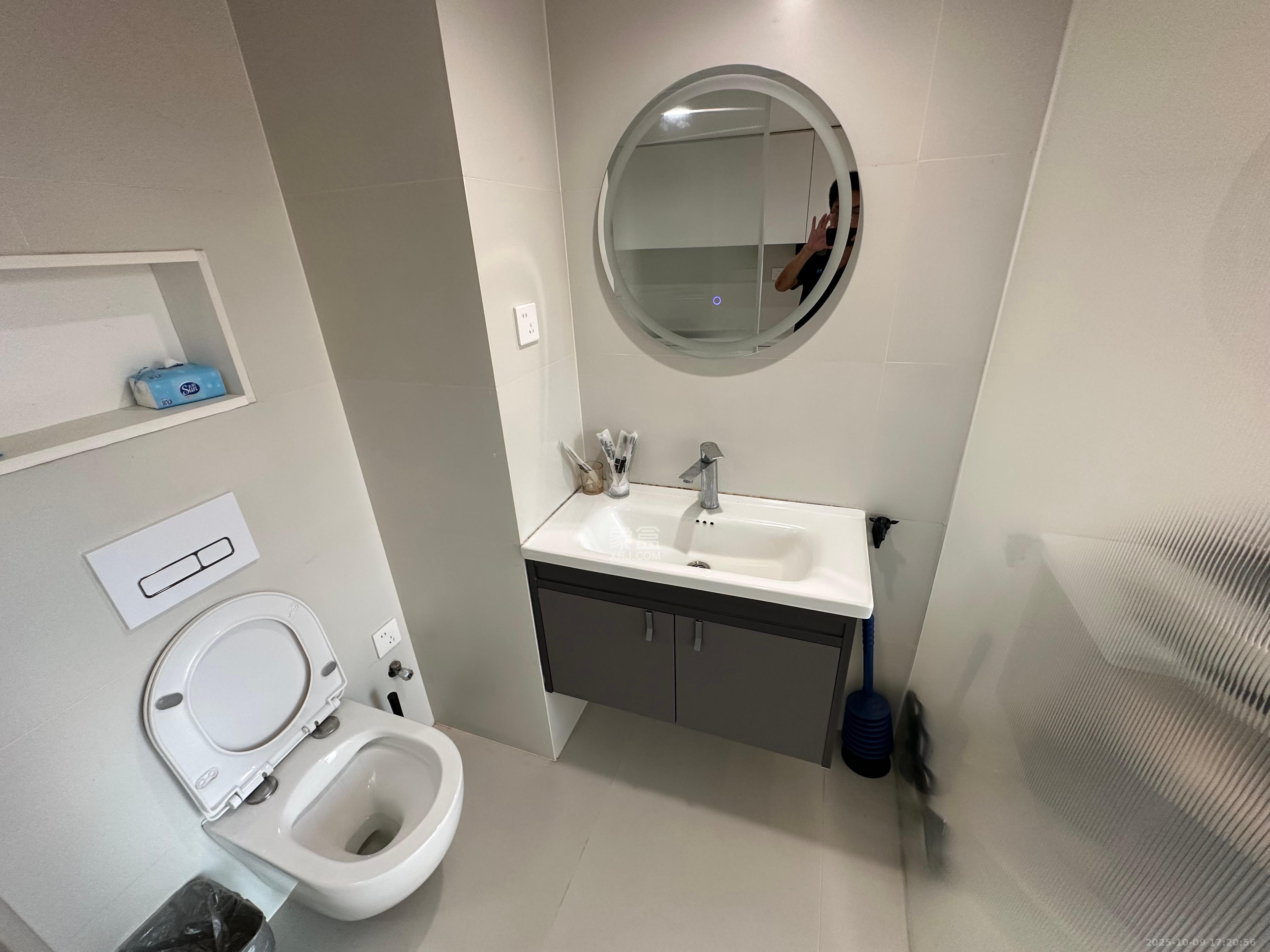 时代MOMA云PARK  1室1厅1卫    2300.0元/月室内图