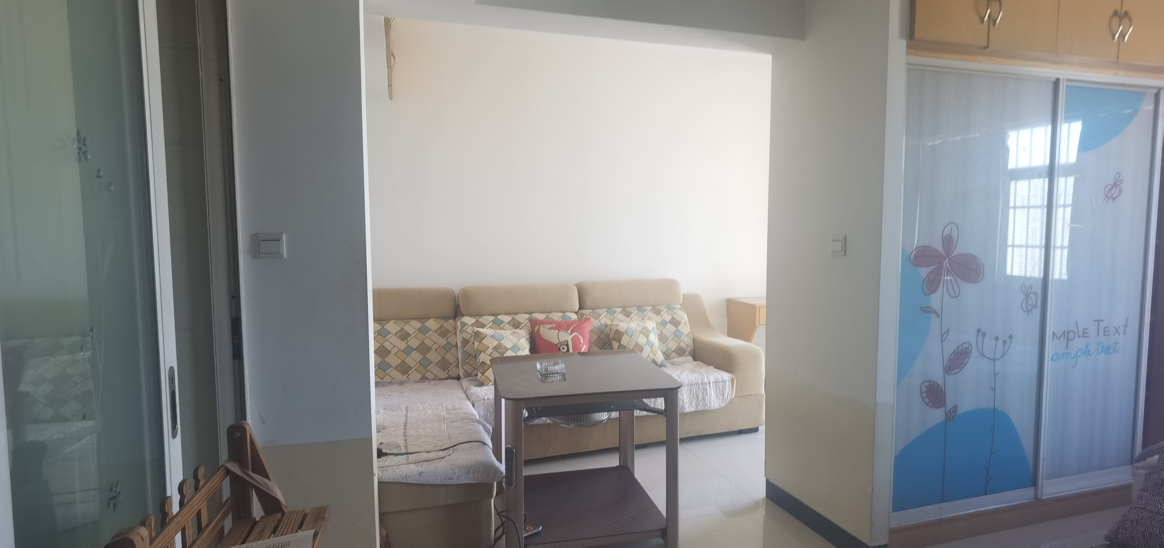 东方豪苑 2室1厅1卫 900.0元/月 东方豪苑 2室1厅1卫 900.0元/月室内图