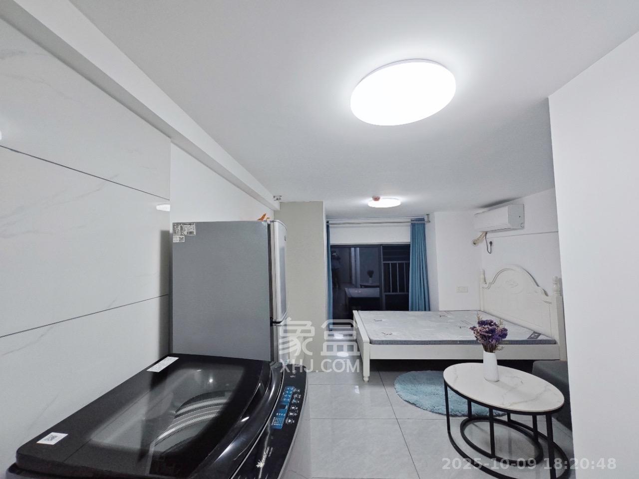 新城悦隽公园  1室1厅1卫    1100.0元/月