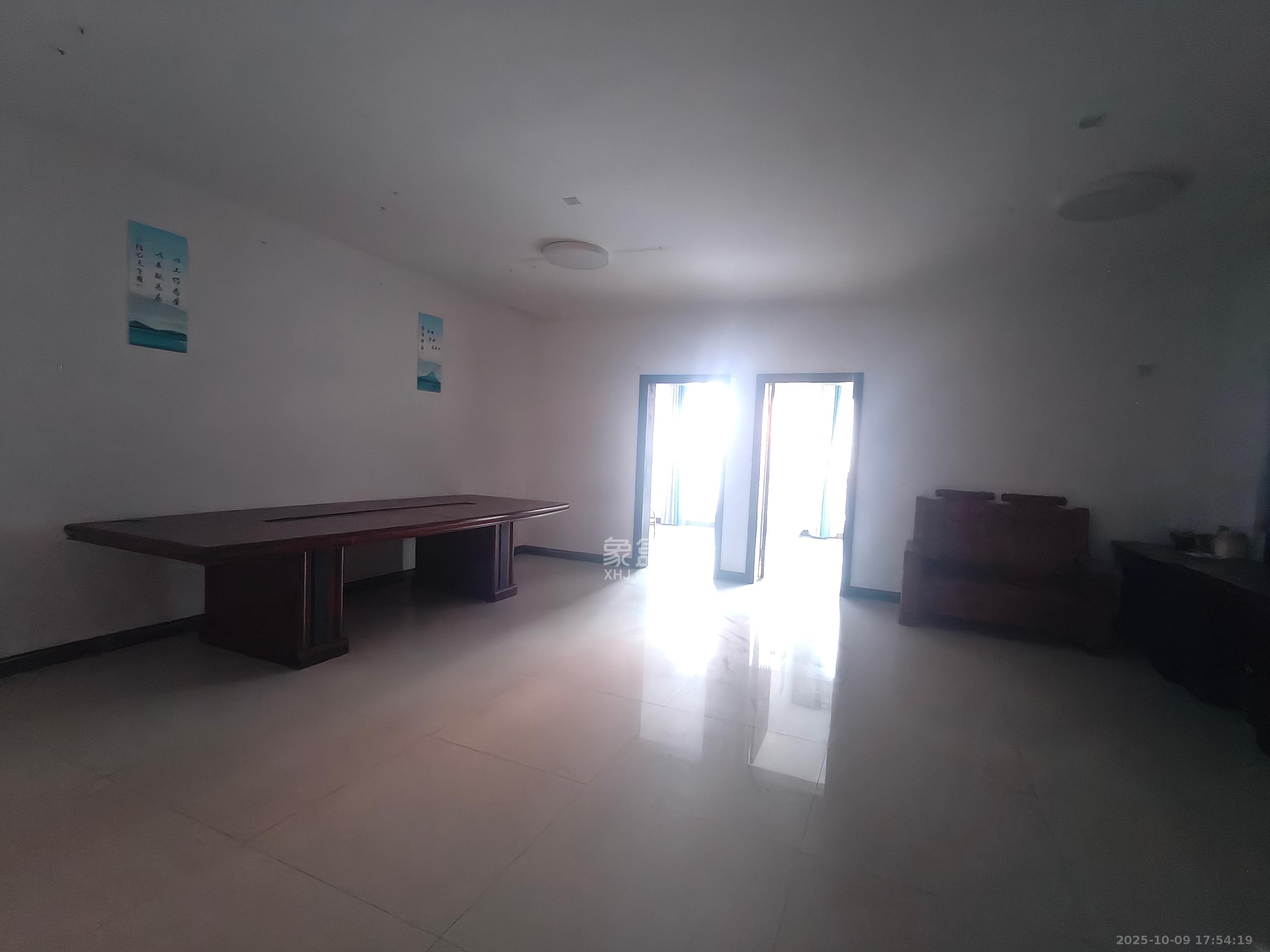 和庄  2室2厅1卫    2000.0元/月室内图