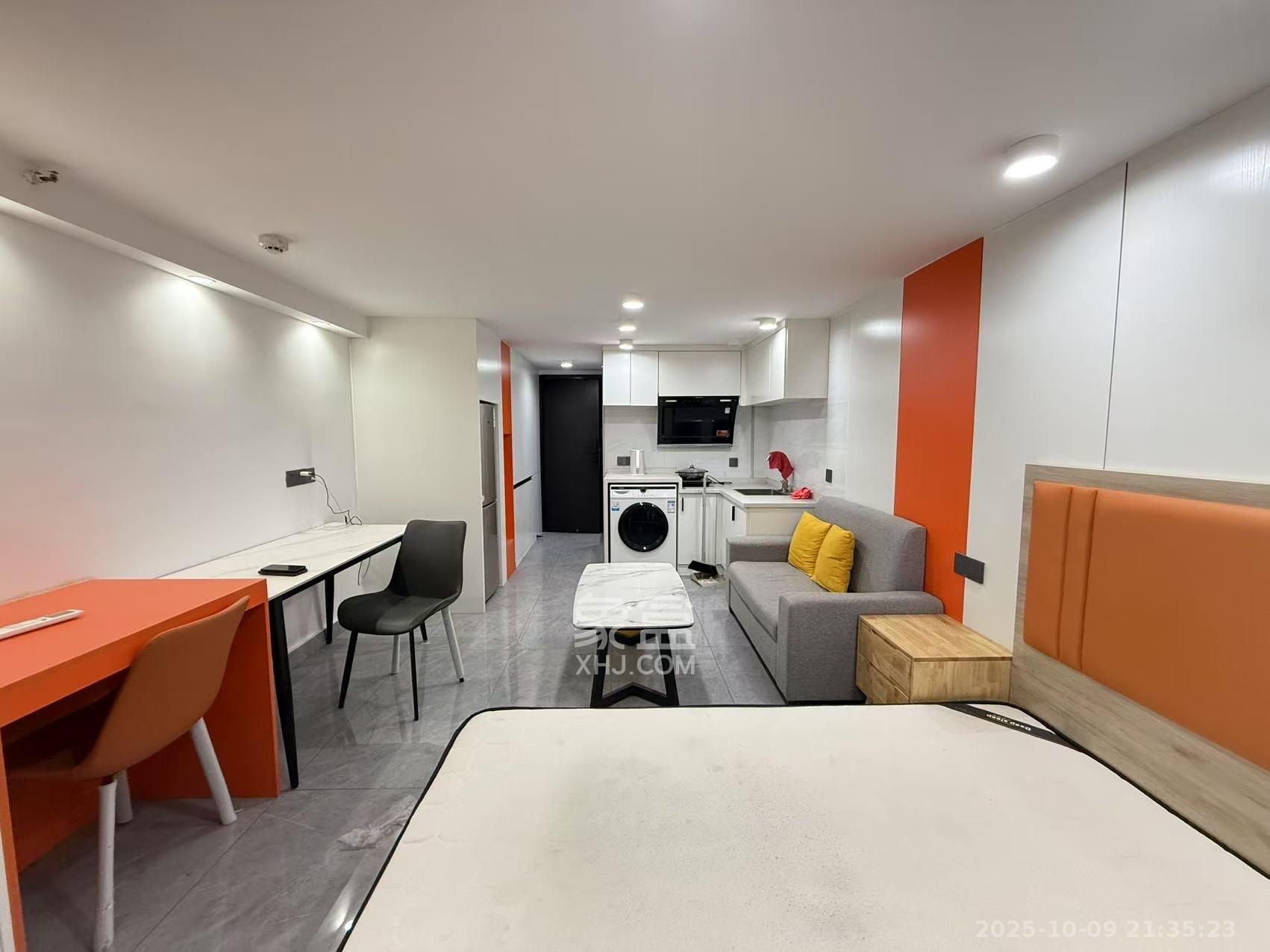 龙湖新壹城 1室0厅0卫 1400.0元/月 龙湖新壹城 1室0厅0卫 1400.0元/月室内图