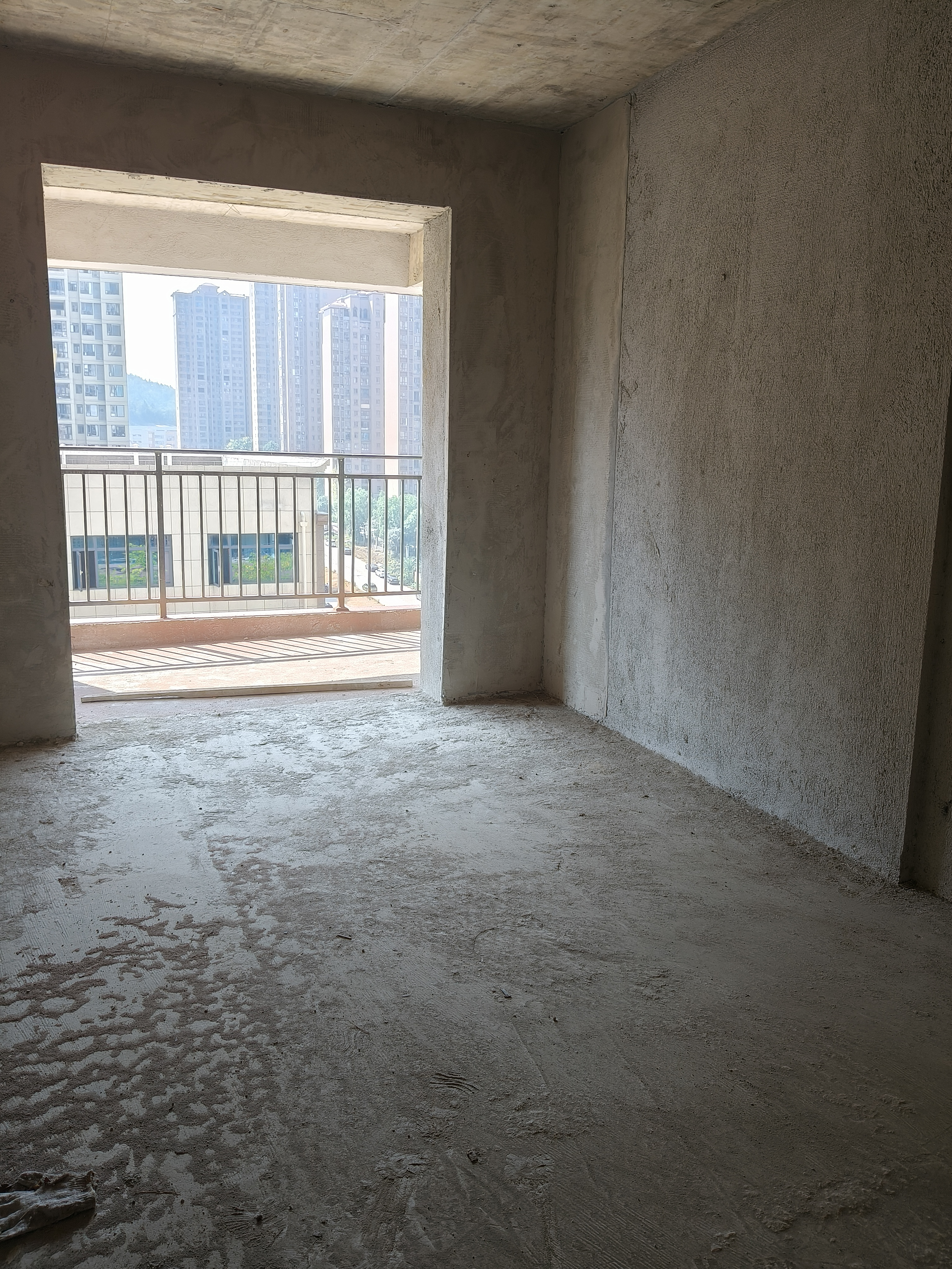 石化大院  3室2厅1卫    59.8万客厅