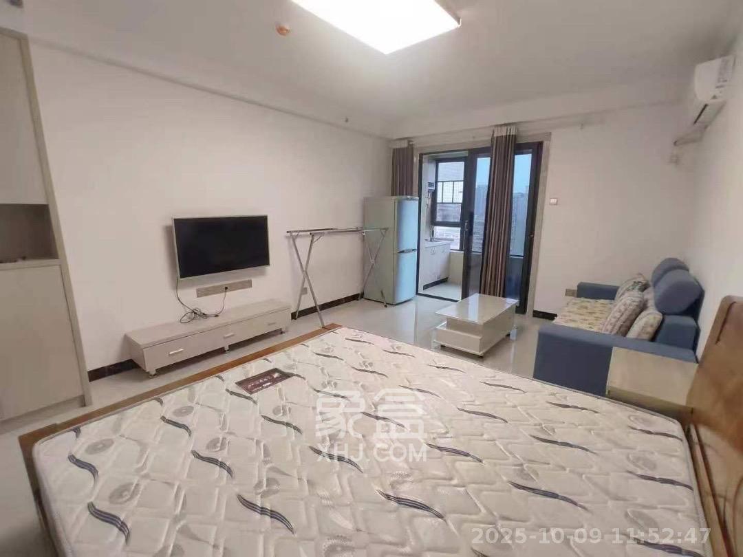 天鸿天府（天鸿中央大院）  1室1厅1卫    1500.0元/月室内图