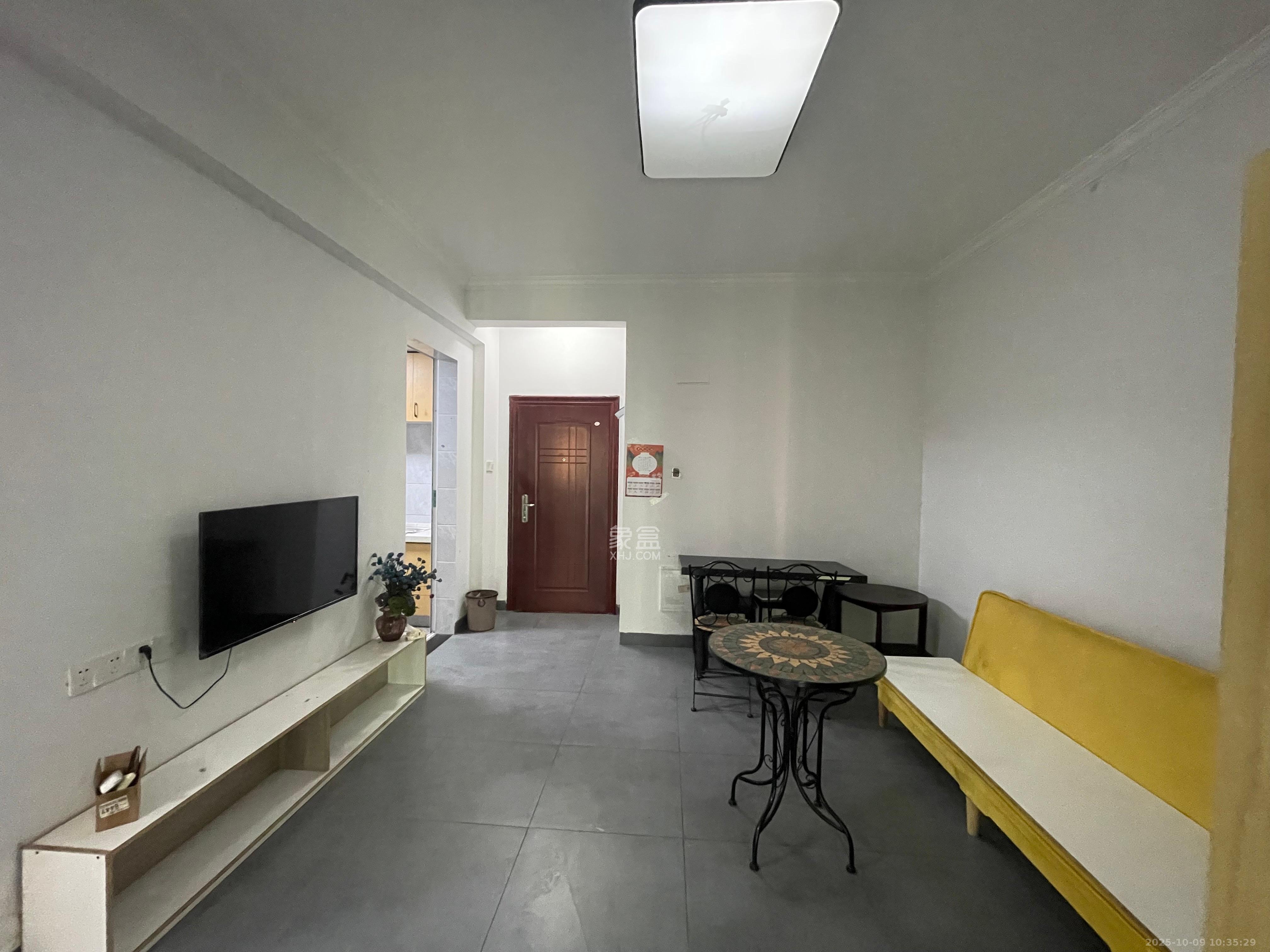 富基世纪公园 2室1厅1卫 1300.0元/月 富基世纪公园 2室1厅1卫 1300.0元/月室内图