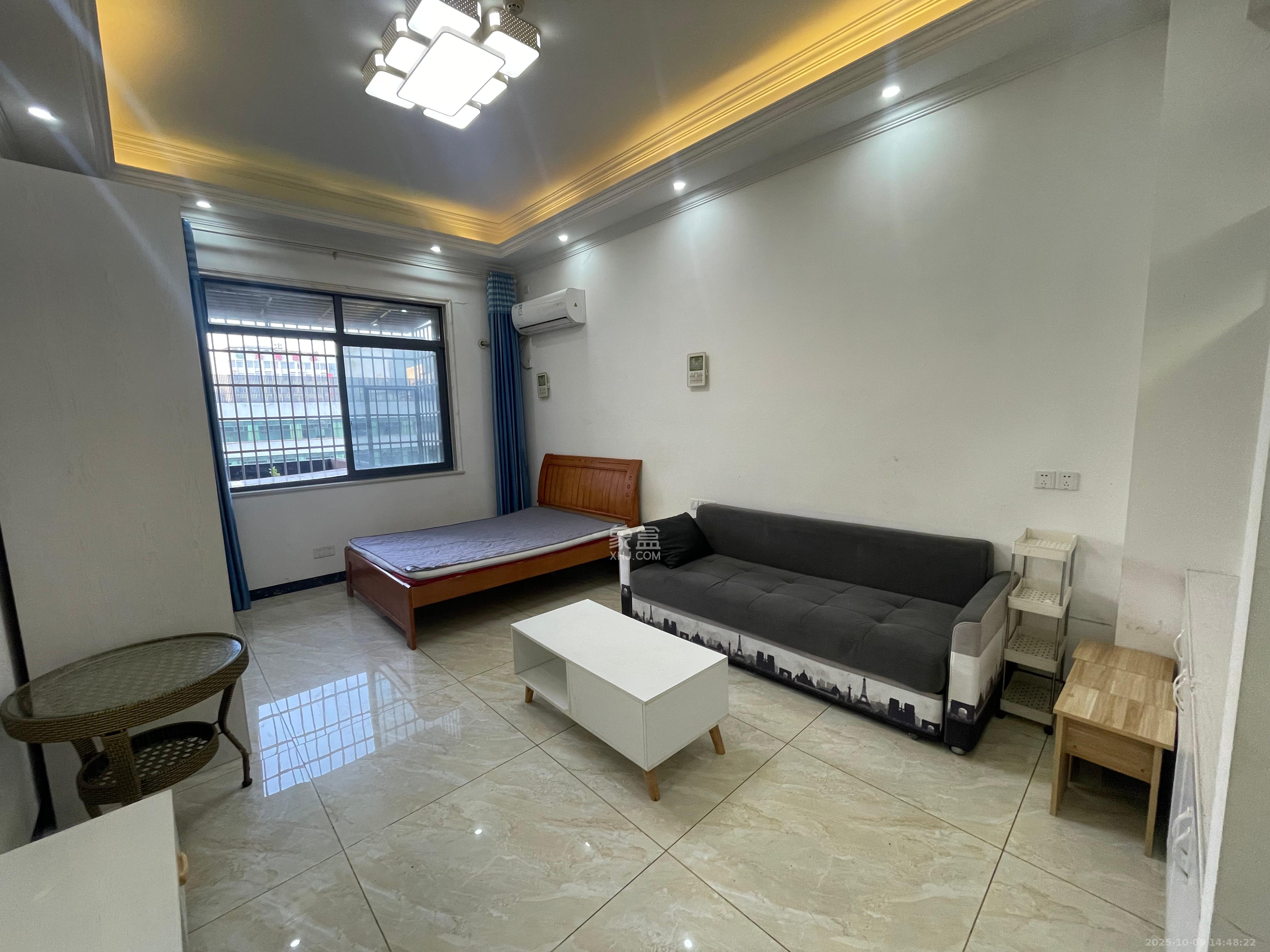 和隆花半里  2室1厅1卫    1499.0元/月 和隆花半里  2室1厅1卫    1499.0元/月