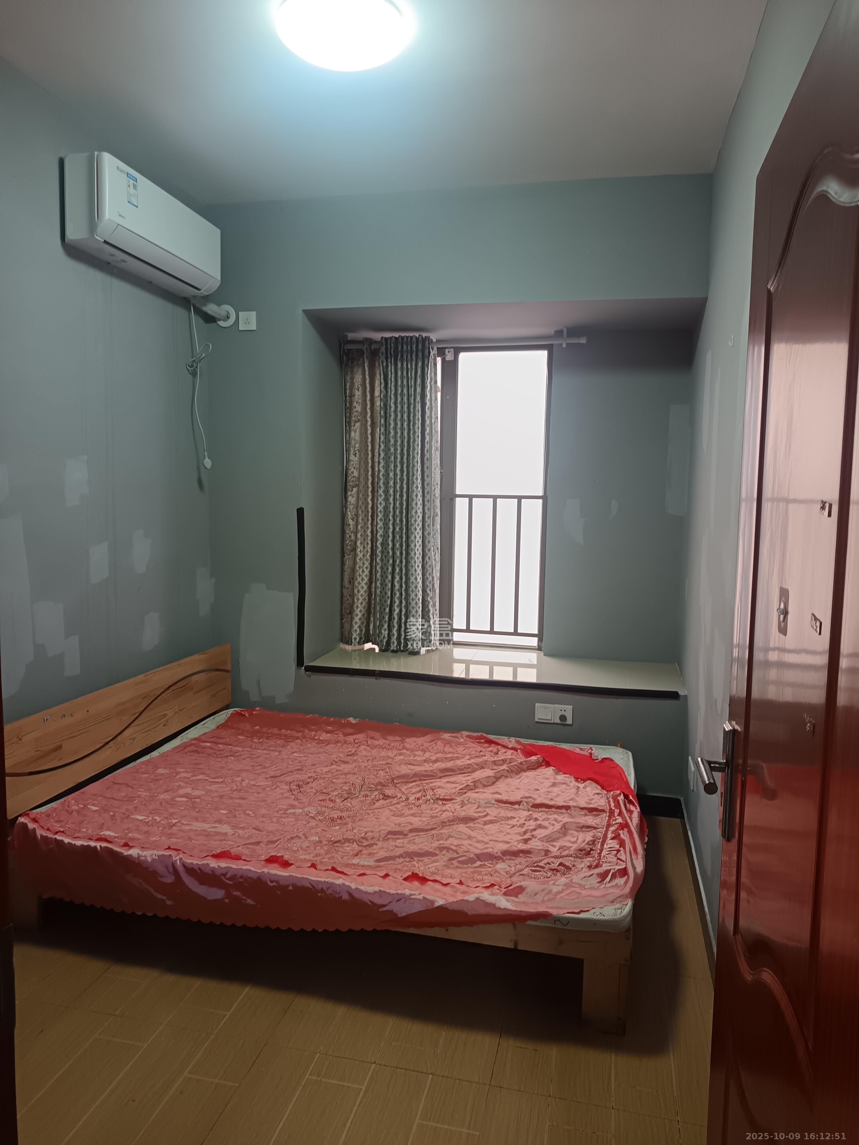 米兰春天  3室2厅1卫    1800.0元/月 米兰春天  3室2厅1卫    1800.0元/月