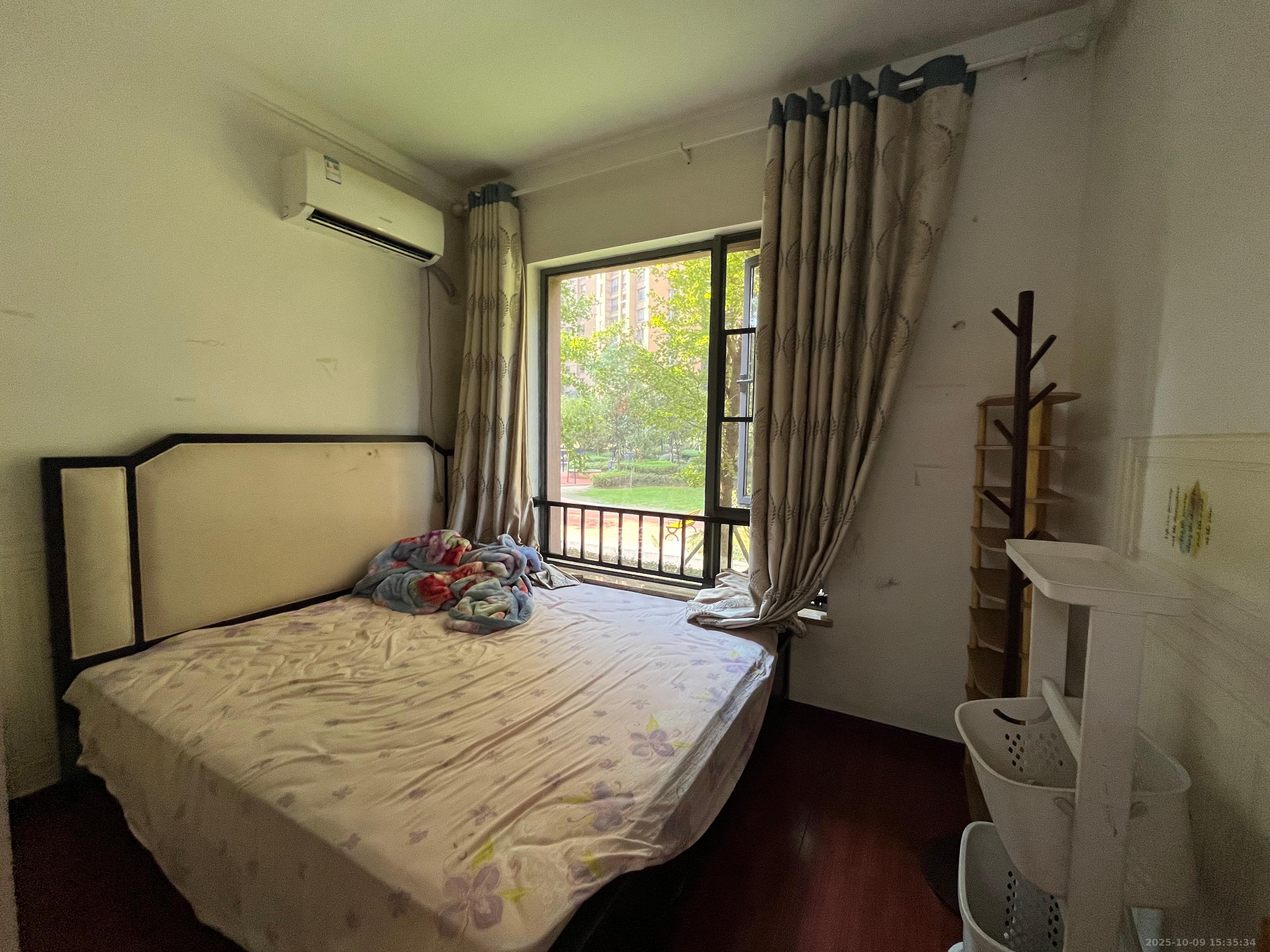 珠江郦城公园1号 3室2厅1卫 3200.0元/月 珠江郦城公园1号 3室2厅1卫 3200.0元/月室内图