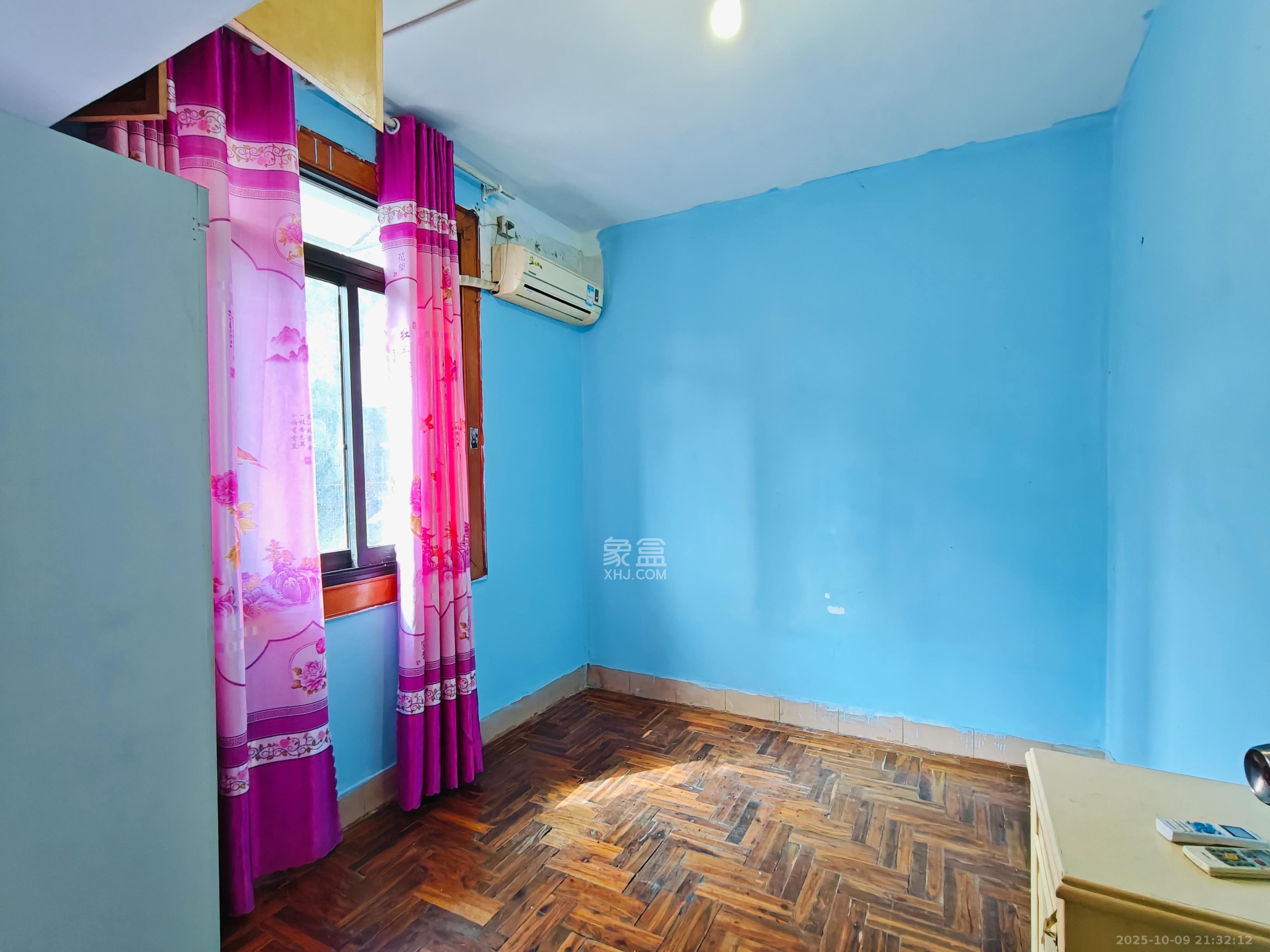 识字里社区 2室1厅1卫 1500.0元/月 识字里社区 2室1厅1卫 1500.0元/月室内图